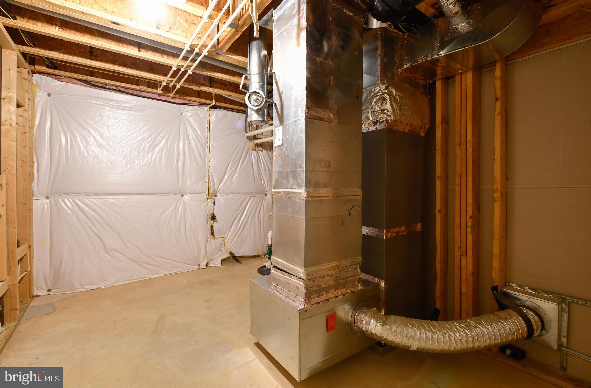 WALNUT HILLS - Residential