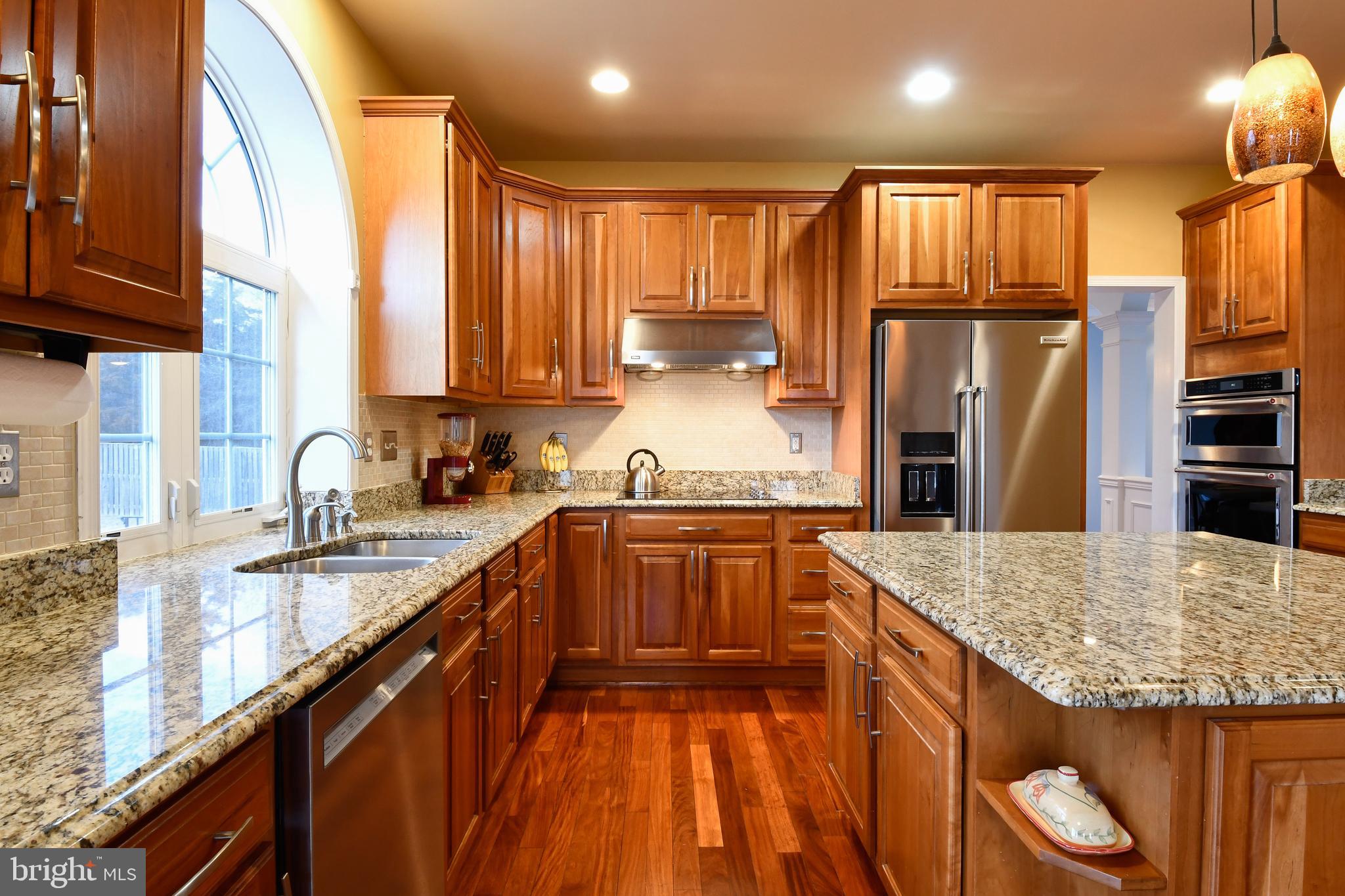 WALNUT HILLS - Residential