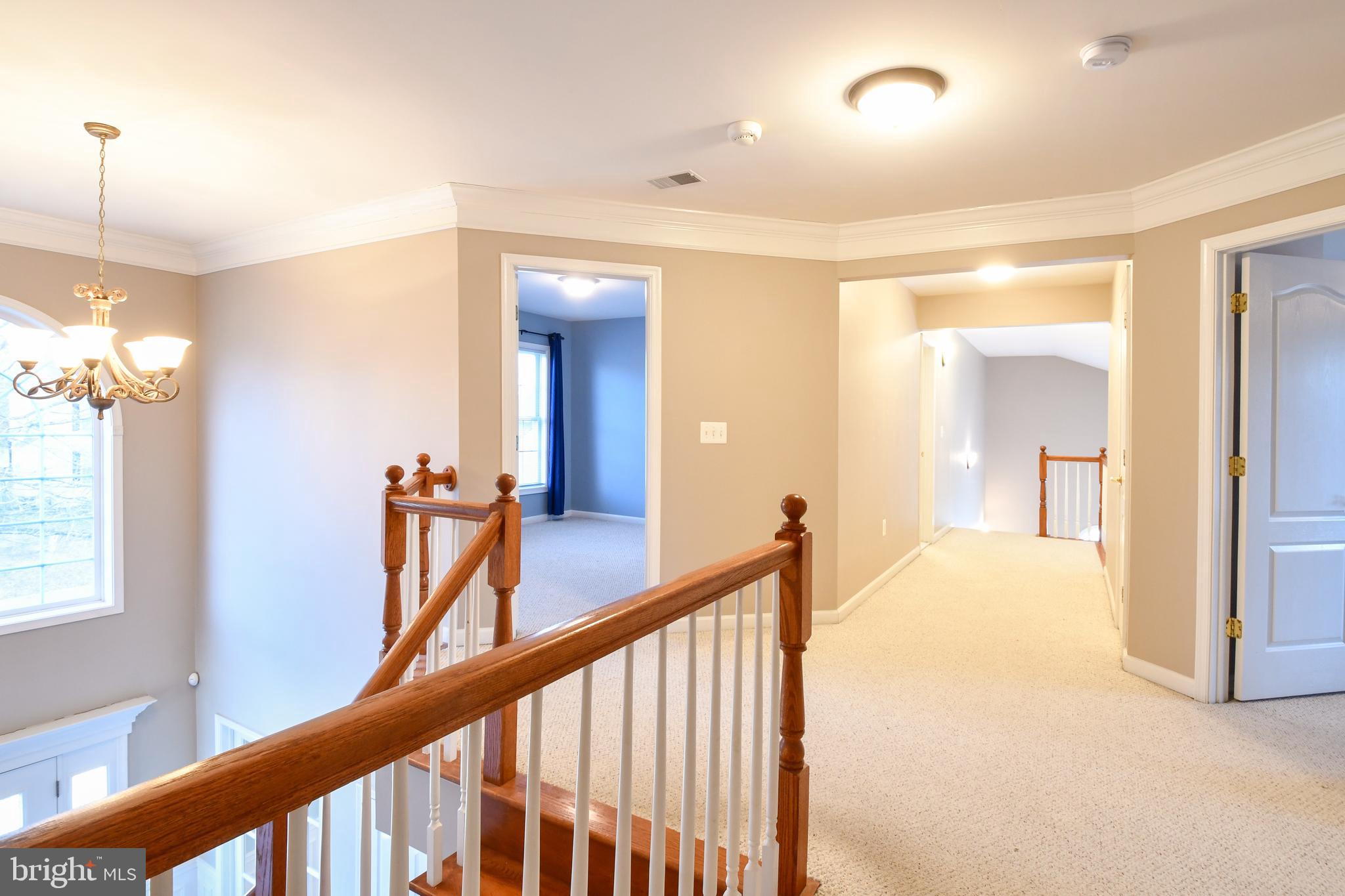 WALNUT HILLS - Residential