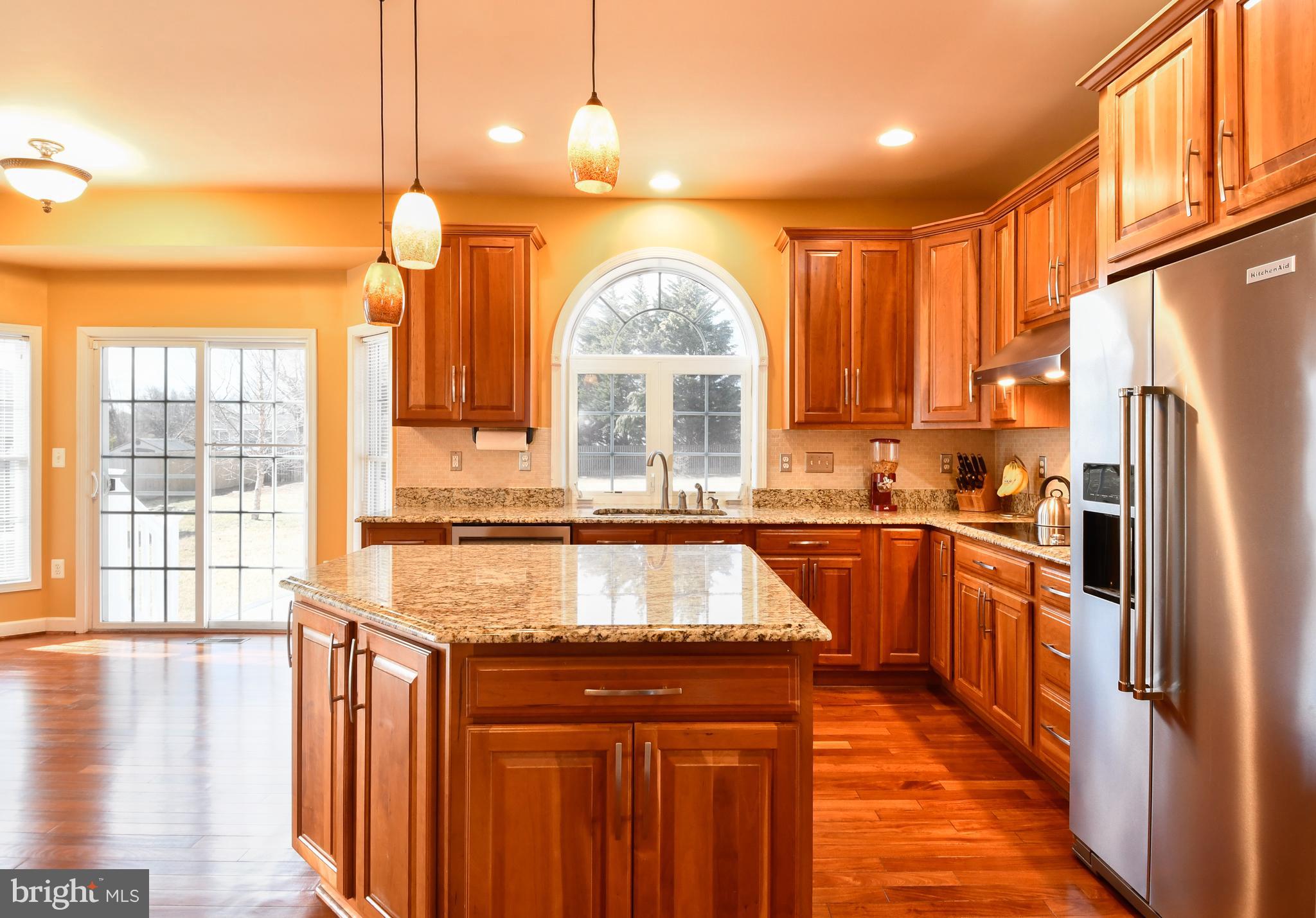 WALNUT HILLS - Residential