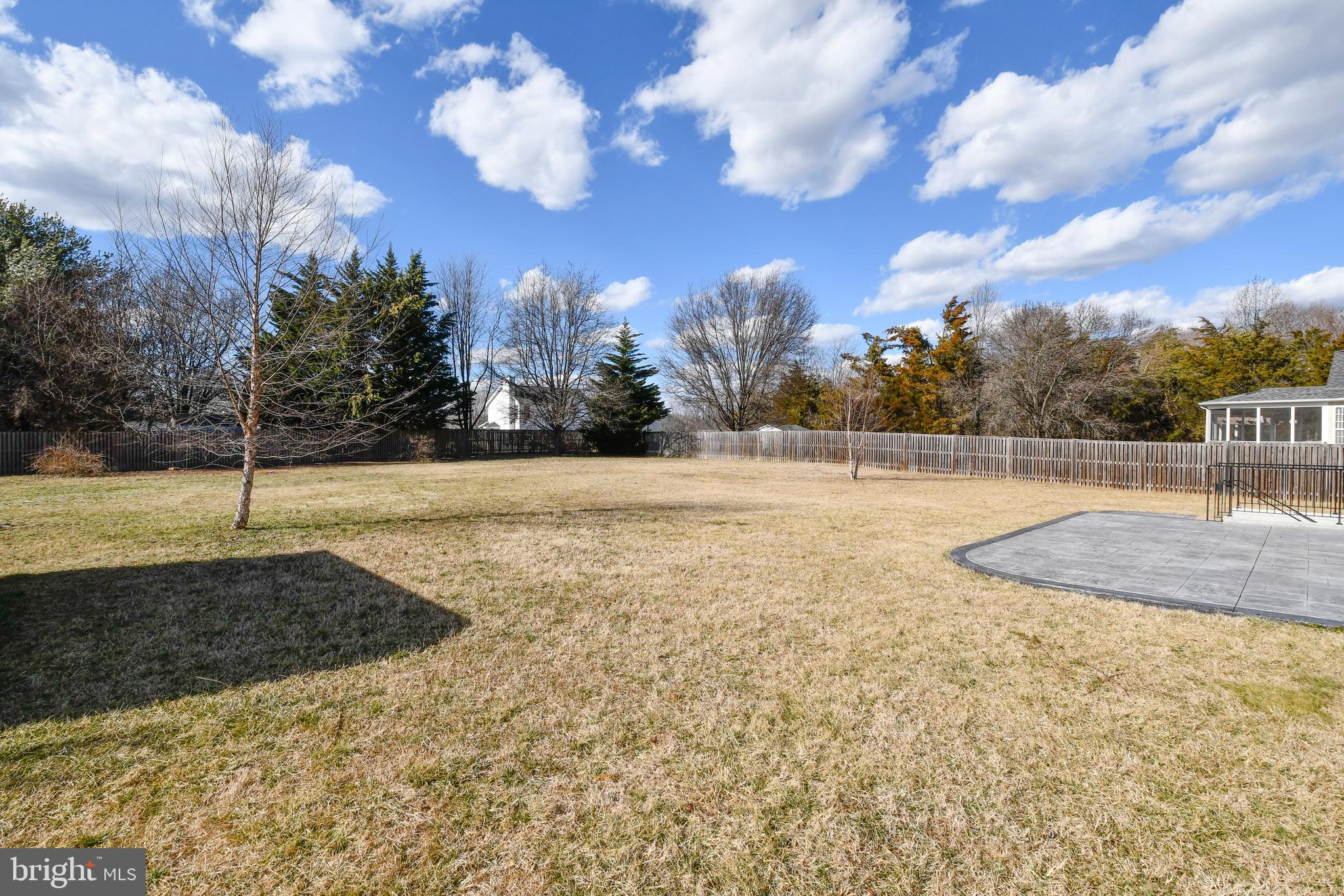 WALNUT HILLS - Residential