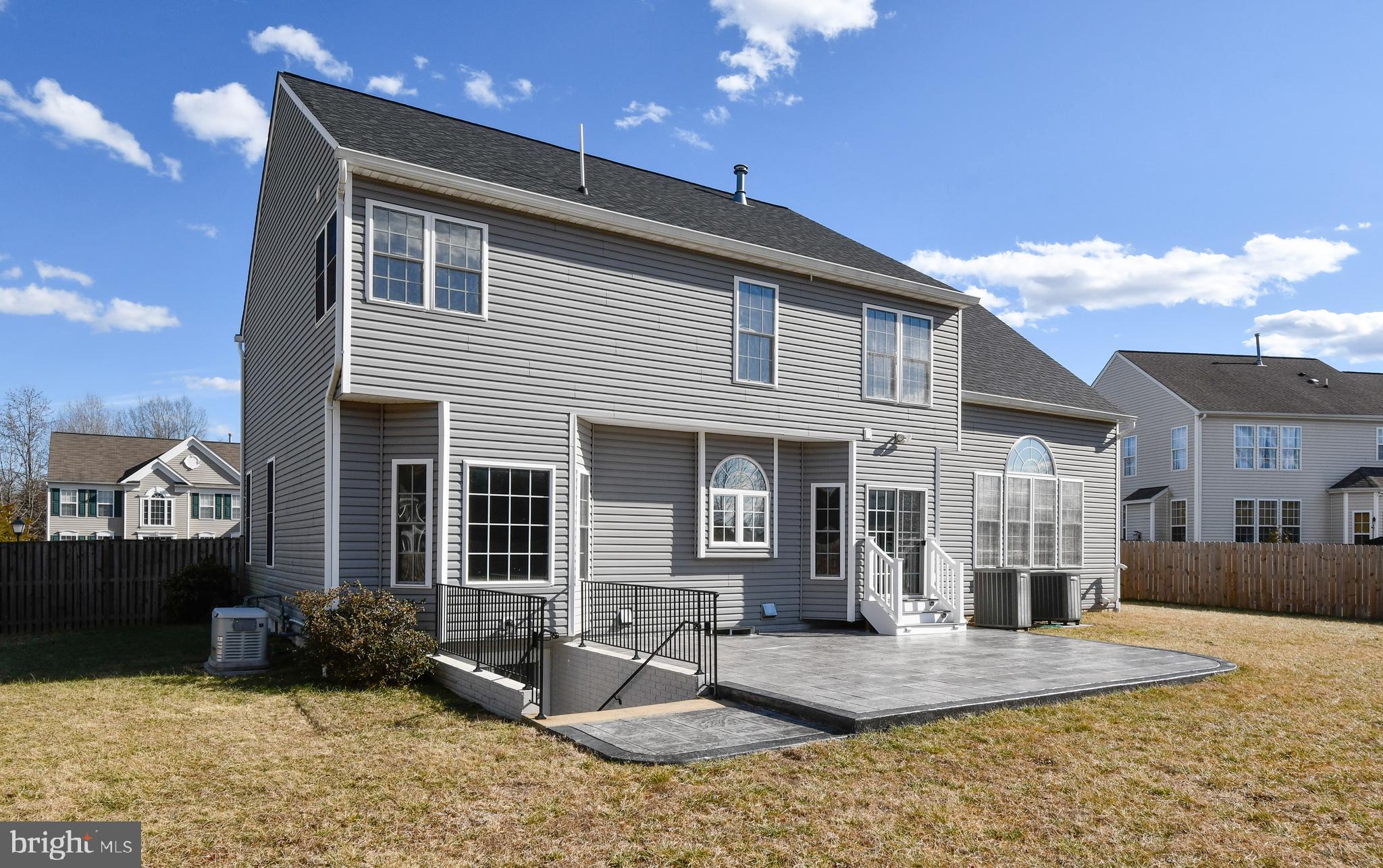 WALNUT HILLS - Residential