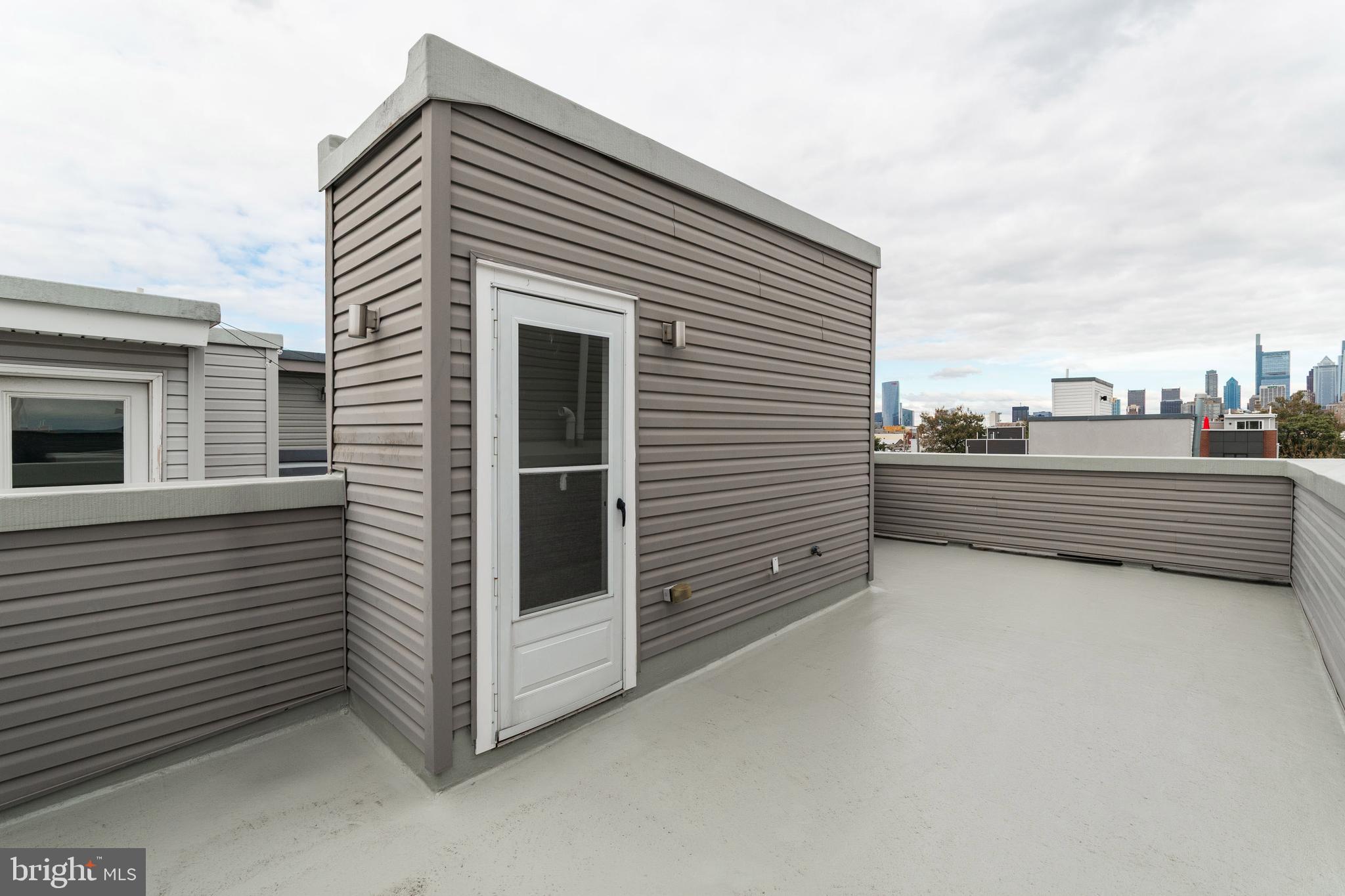 POINT BREEZE - Residential Lease