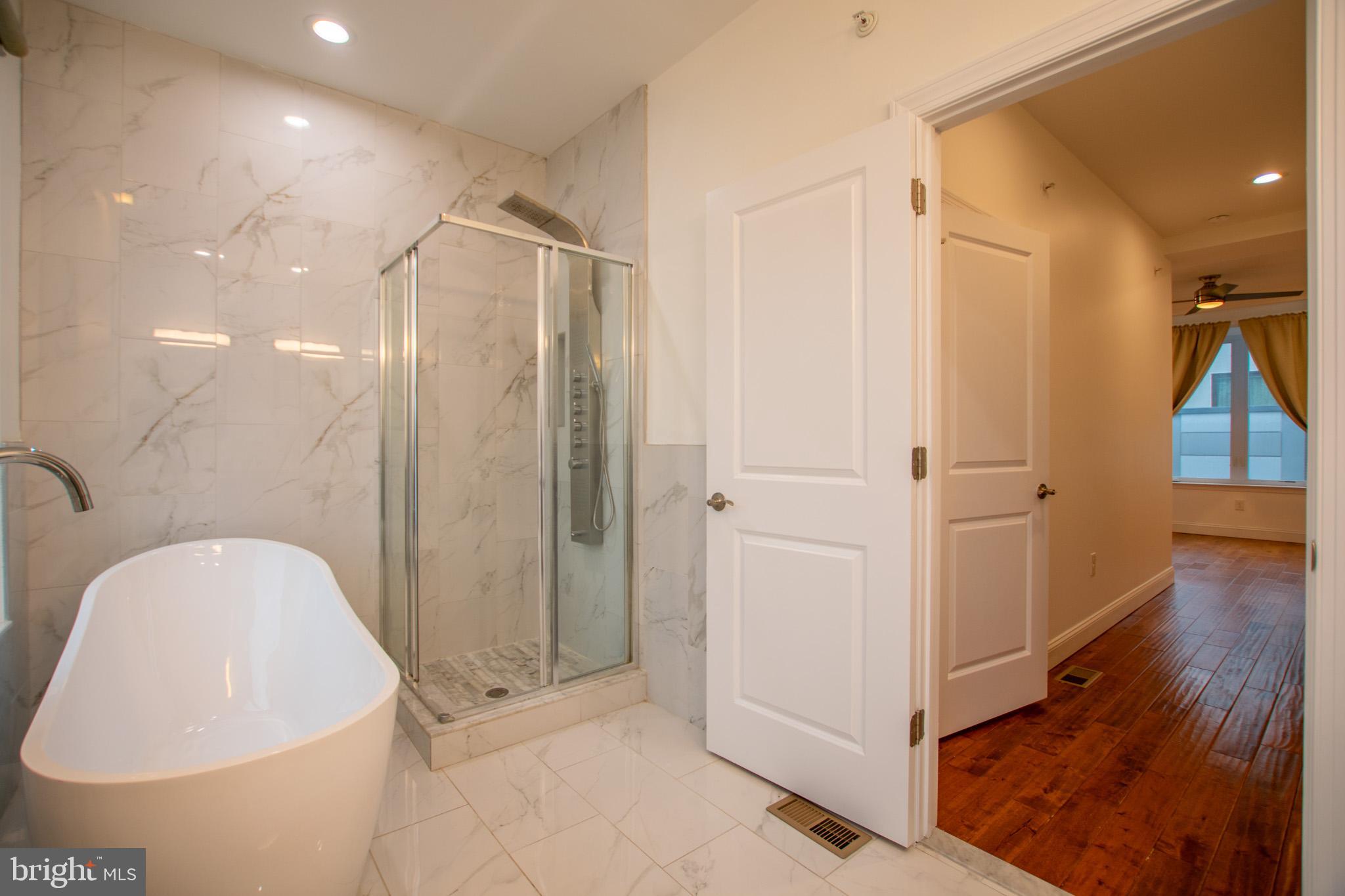 POINT BREEZE - Residential Lease