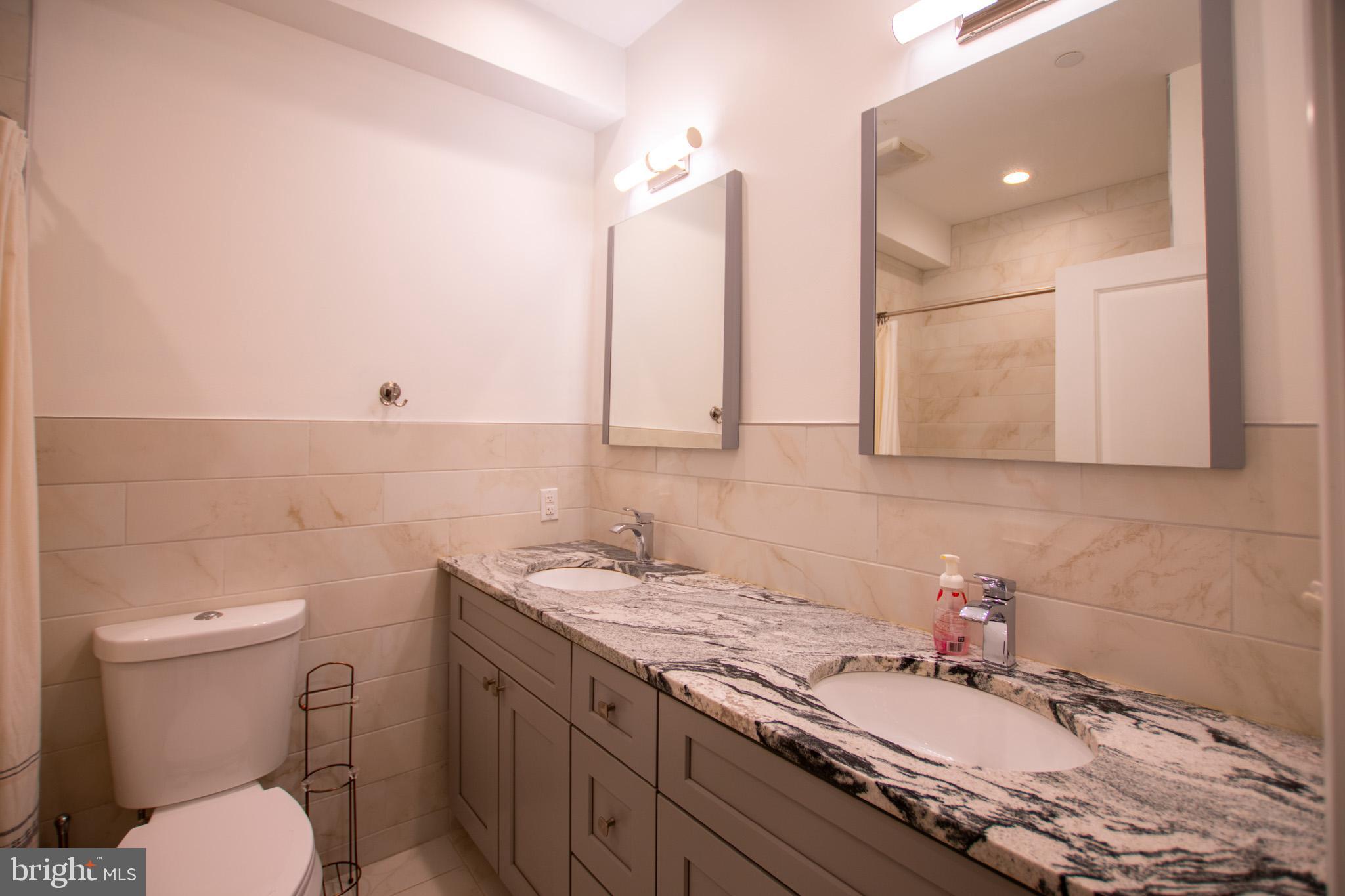 POINT BREEZE - Residential Lease