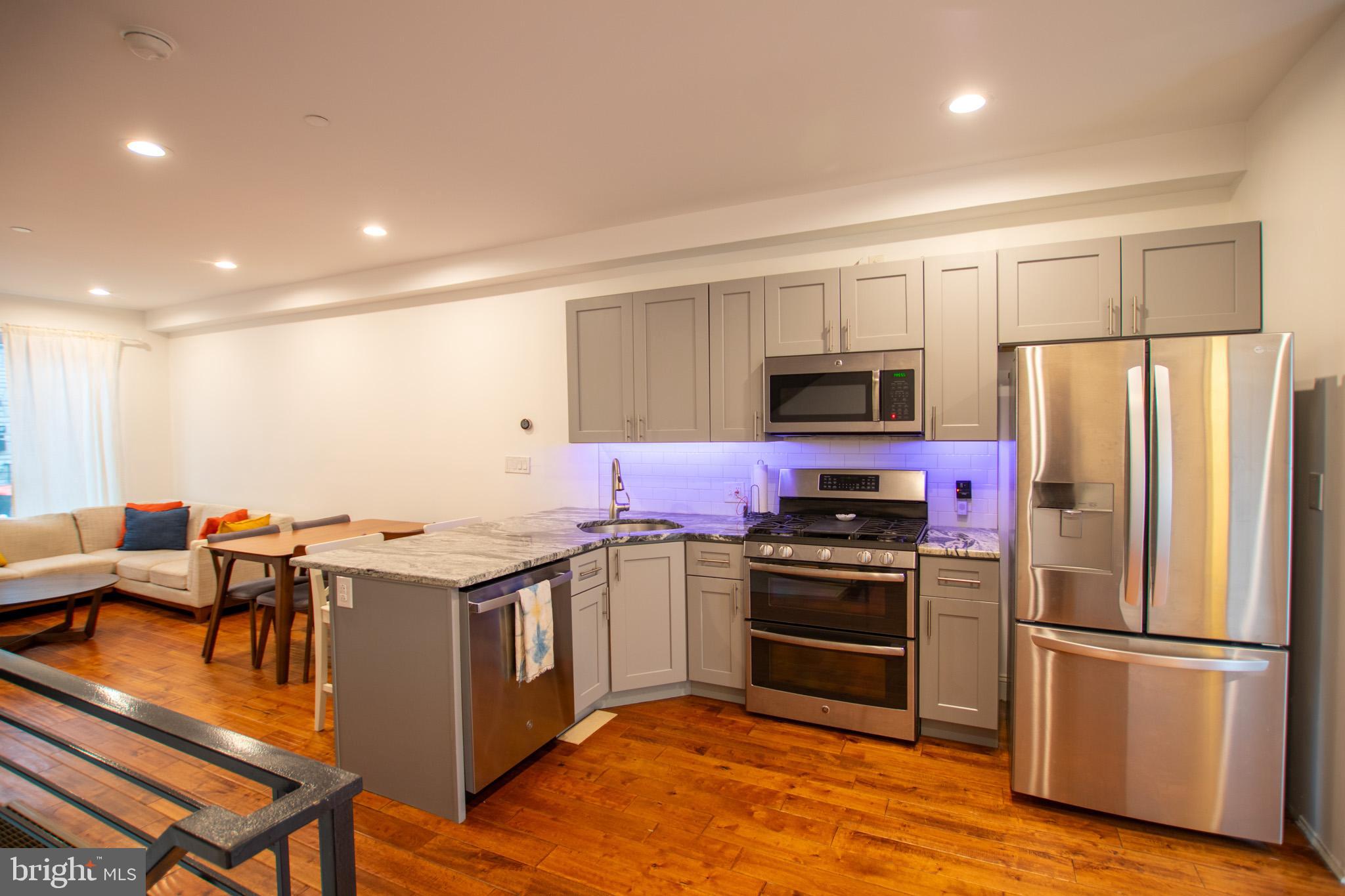 POINT BREEZE - Residential Lease