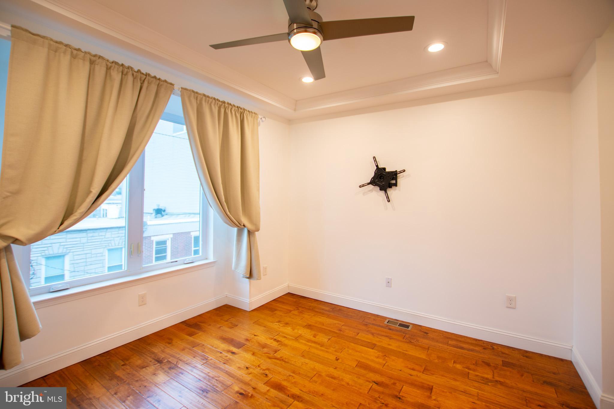 POINT BREEZE - Residential Lease