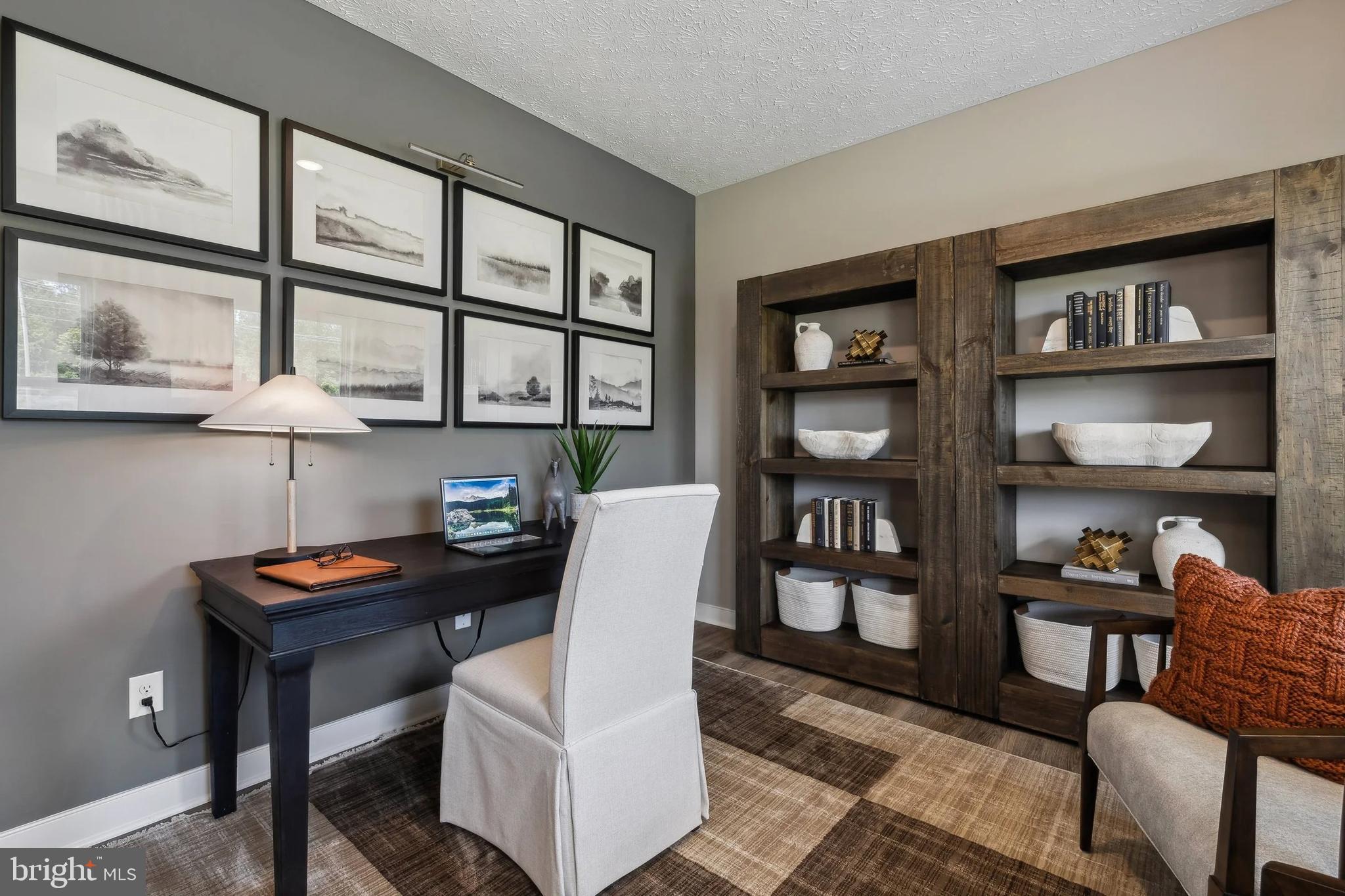 LIBERTY RUN - Residential