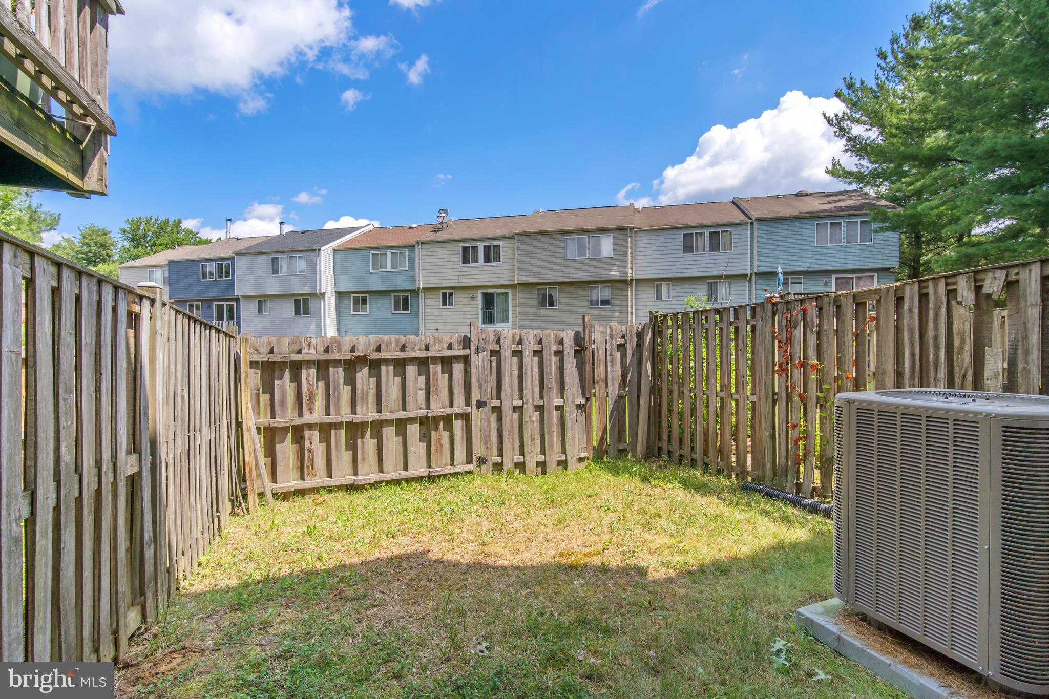 SADDLE CREEK - Residential