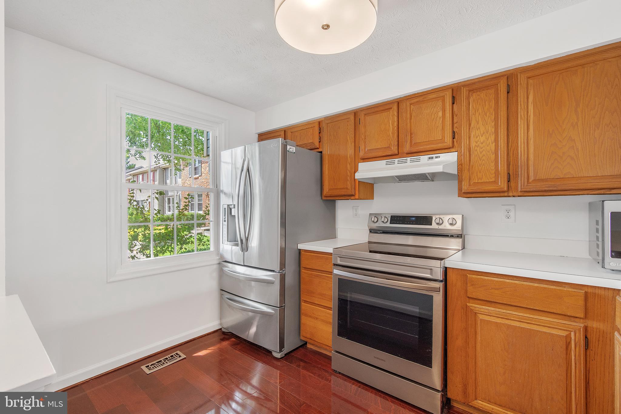 SADDLE CREEK - Residential