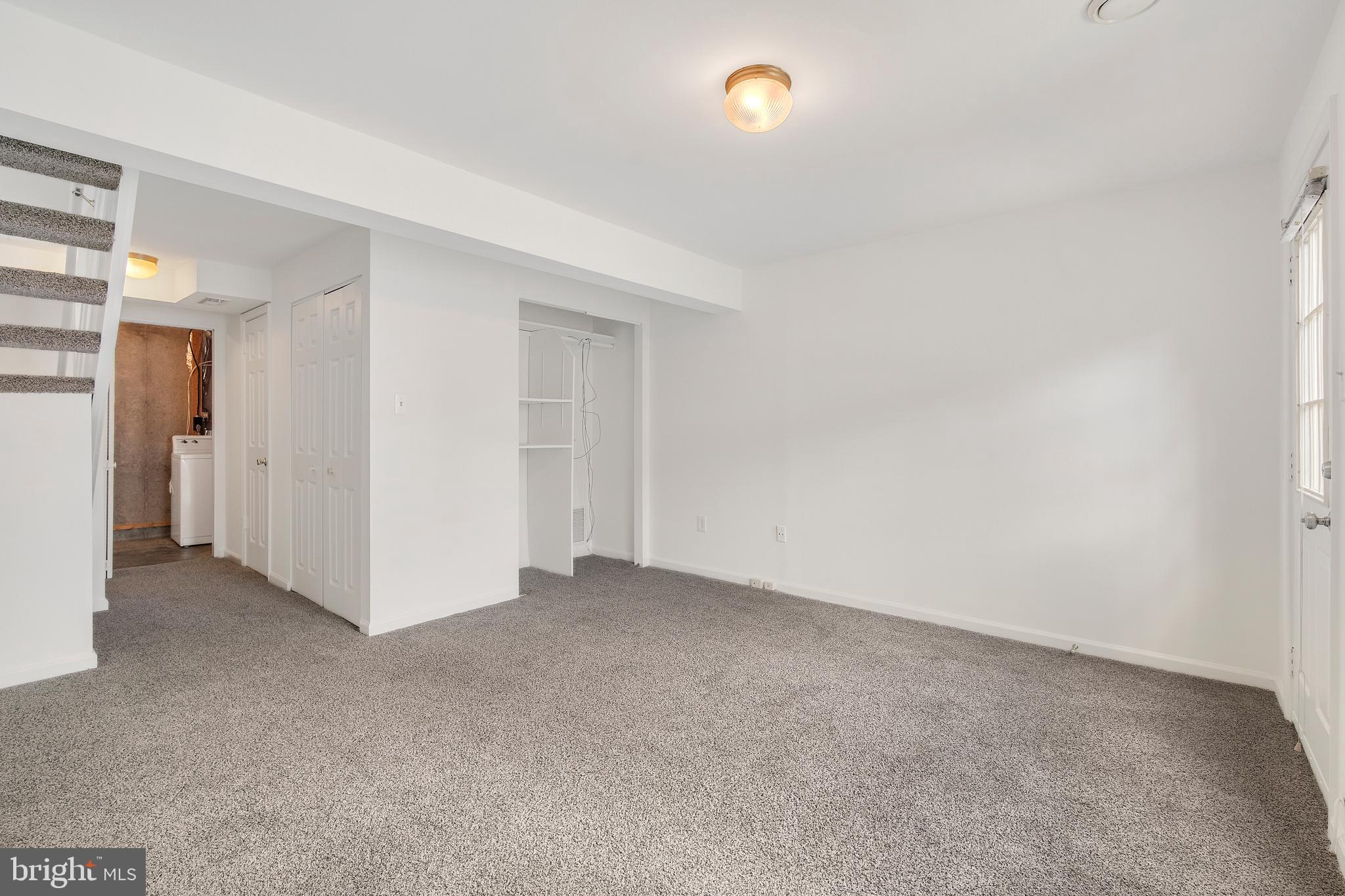 SADDLE CREEK - Residential