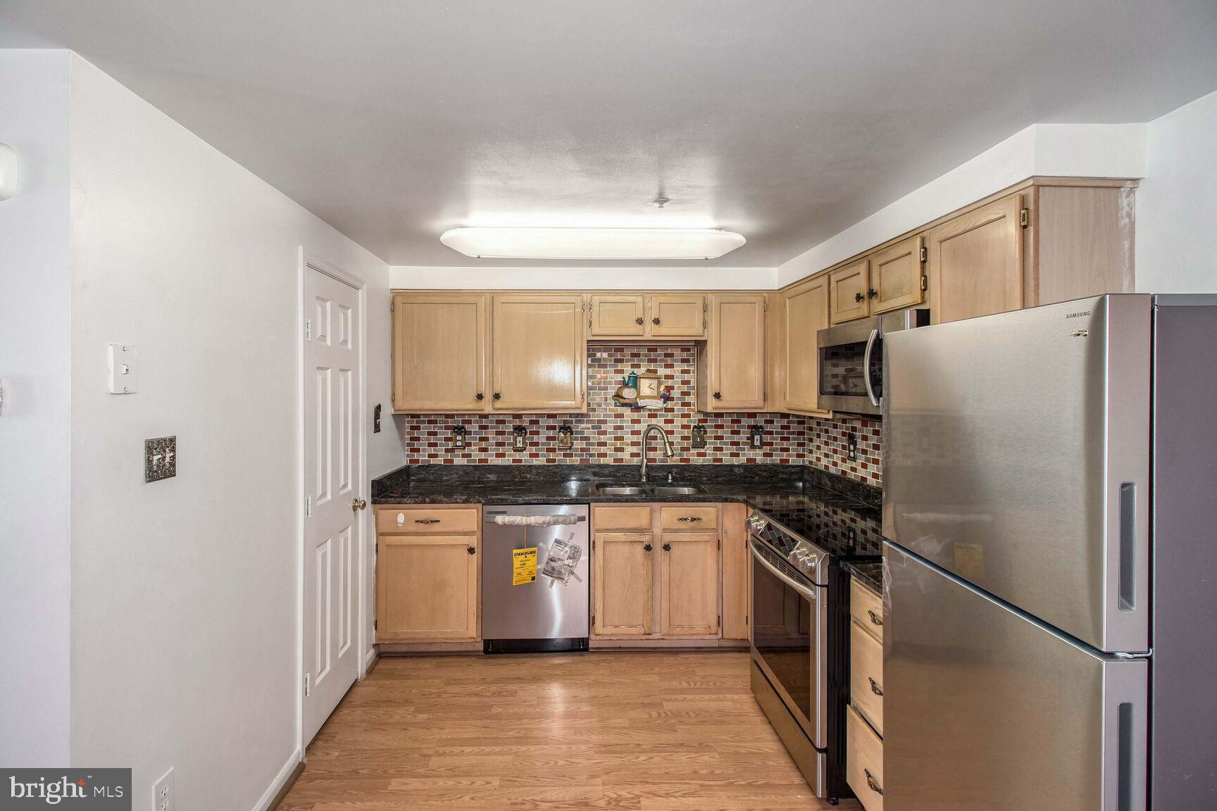 THE VILLAGE SOUTHFIELD - Residential