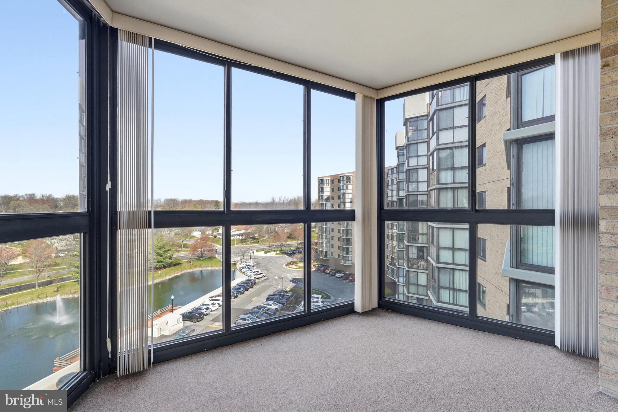 LEISURE WORLD - Residential