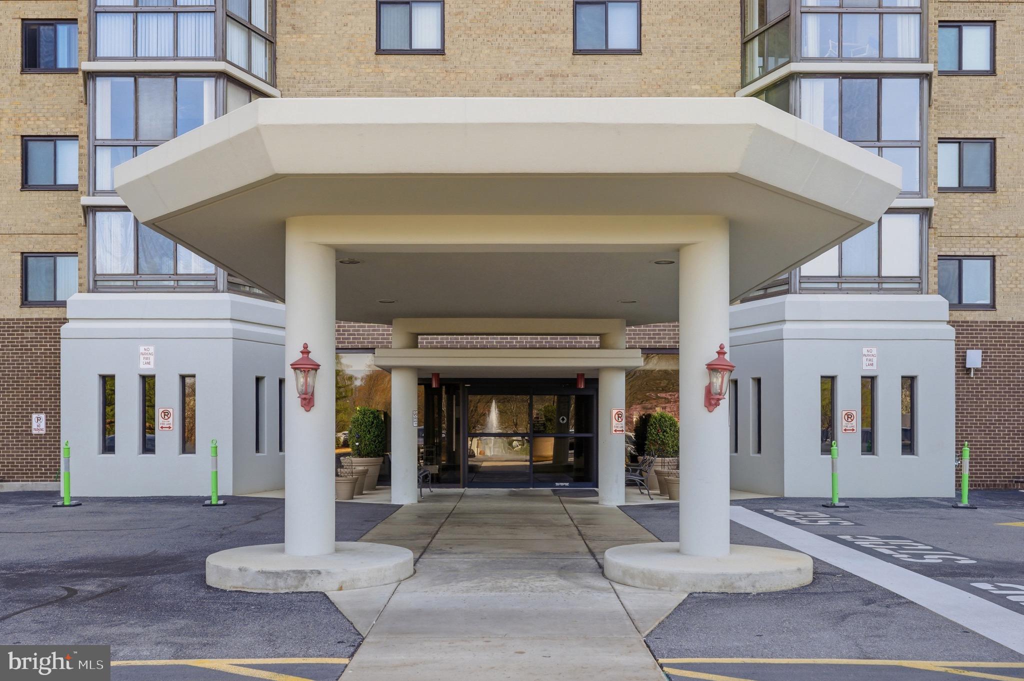 LEISURE WORLD - Residential