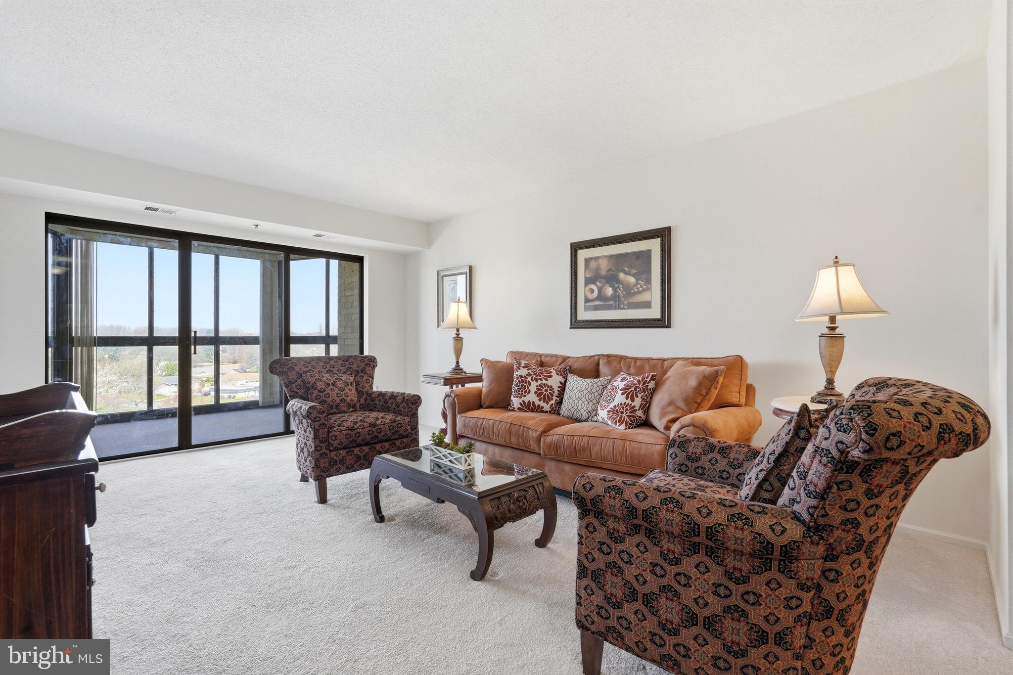 LEISURE WORLD - Residential