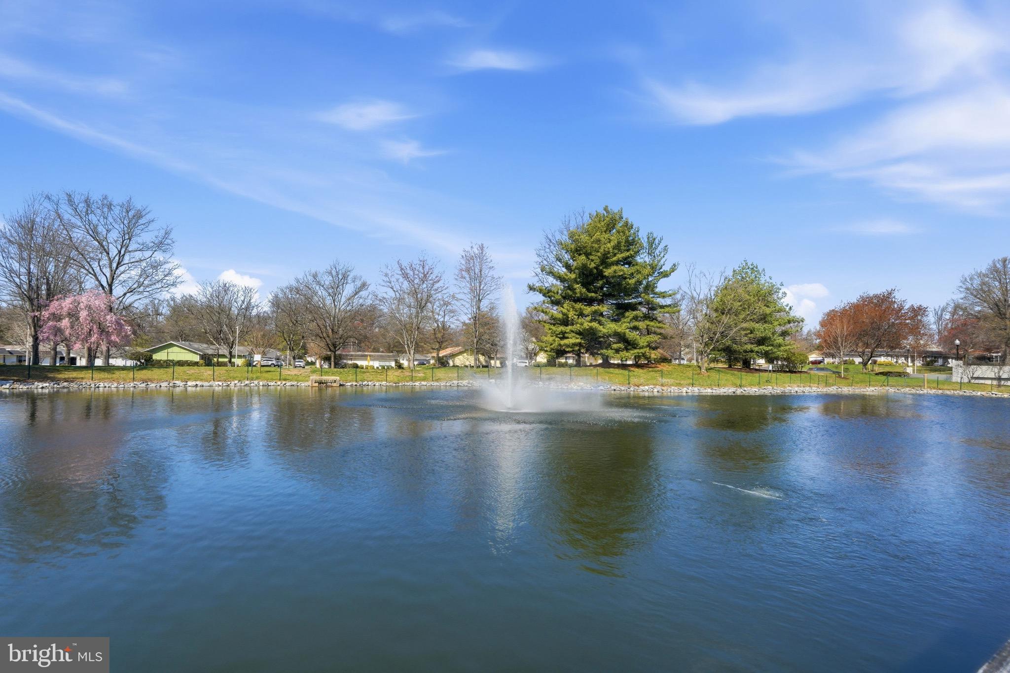 LEISURE WORLD - Residential