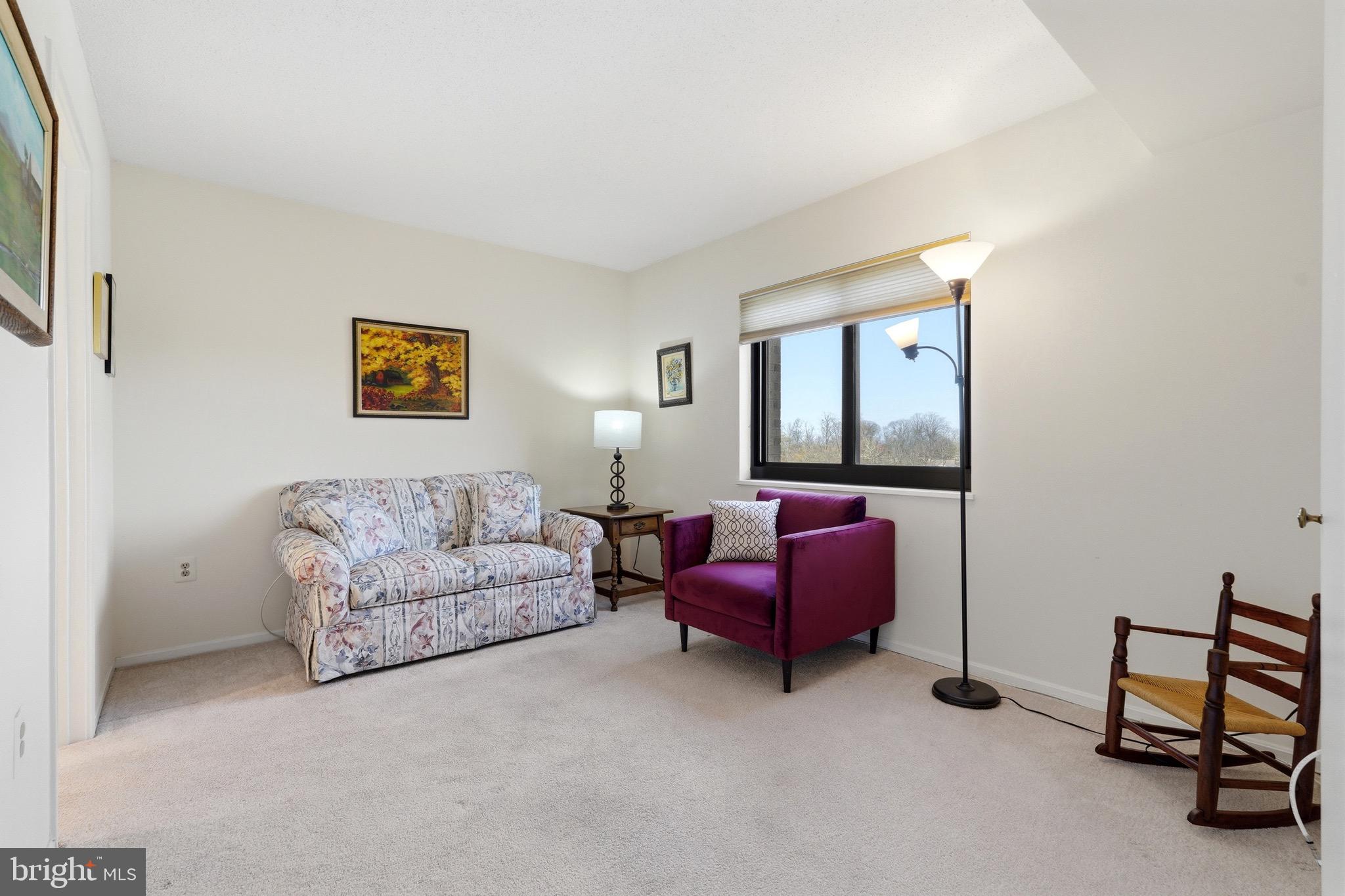 LEISURE WORLD - Residential