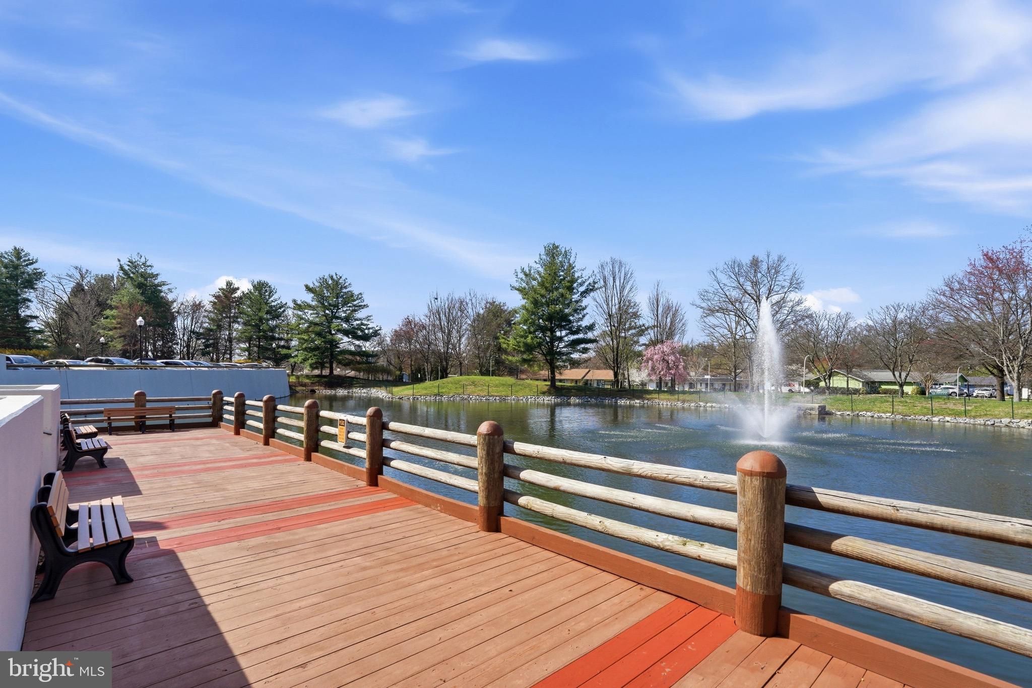 LEISURE WORLD - Residential