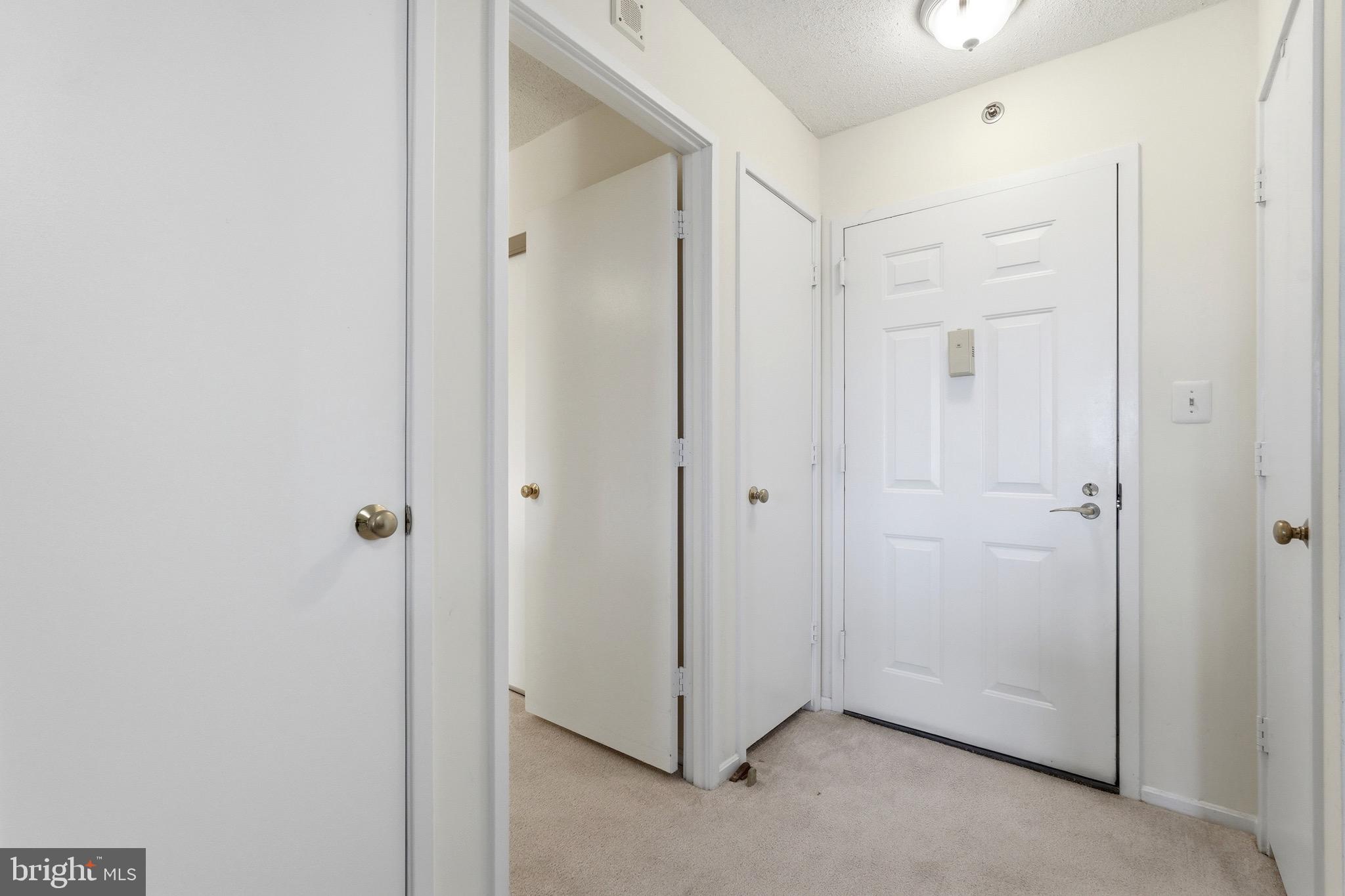 LEISURE WORLD - Residential