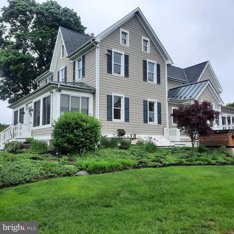 40 FOELLNER LANE OTTSVILLE PA 18942
