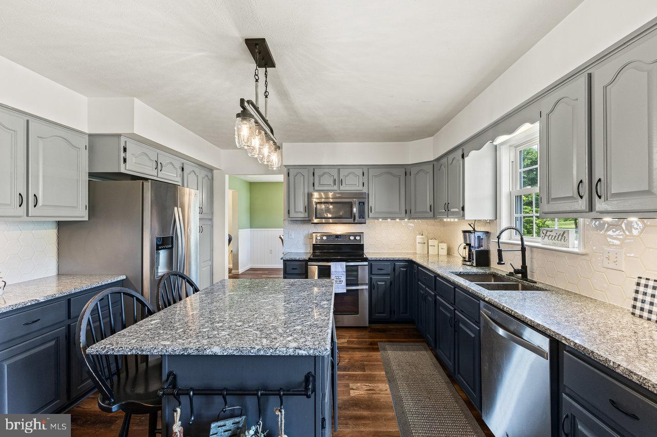 DEERFIELD ESTATES - Residential