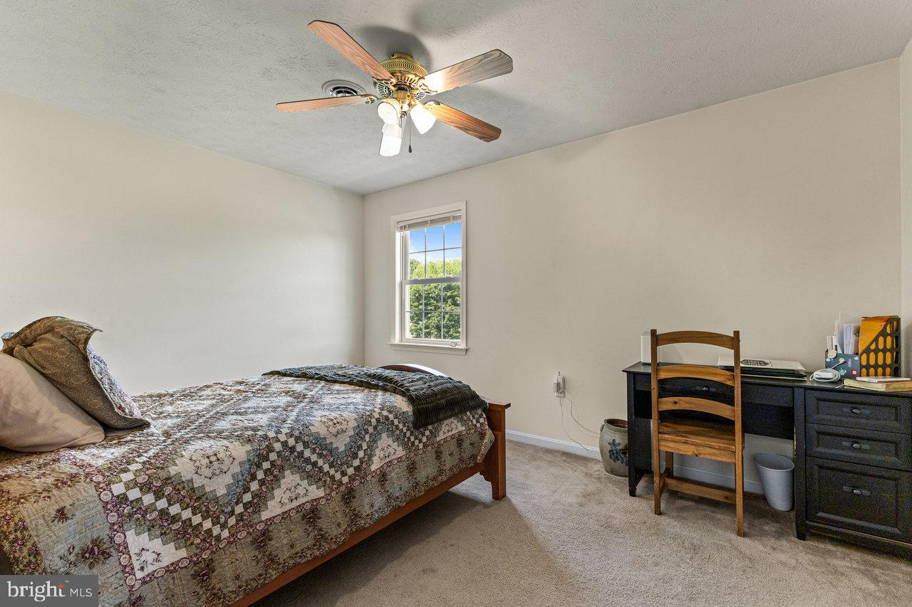 DEERFIELD ESTATES - Residential