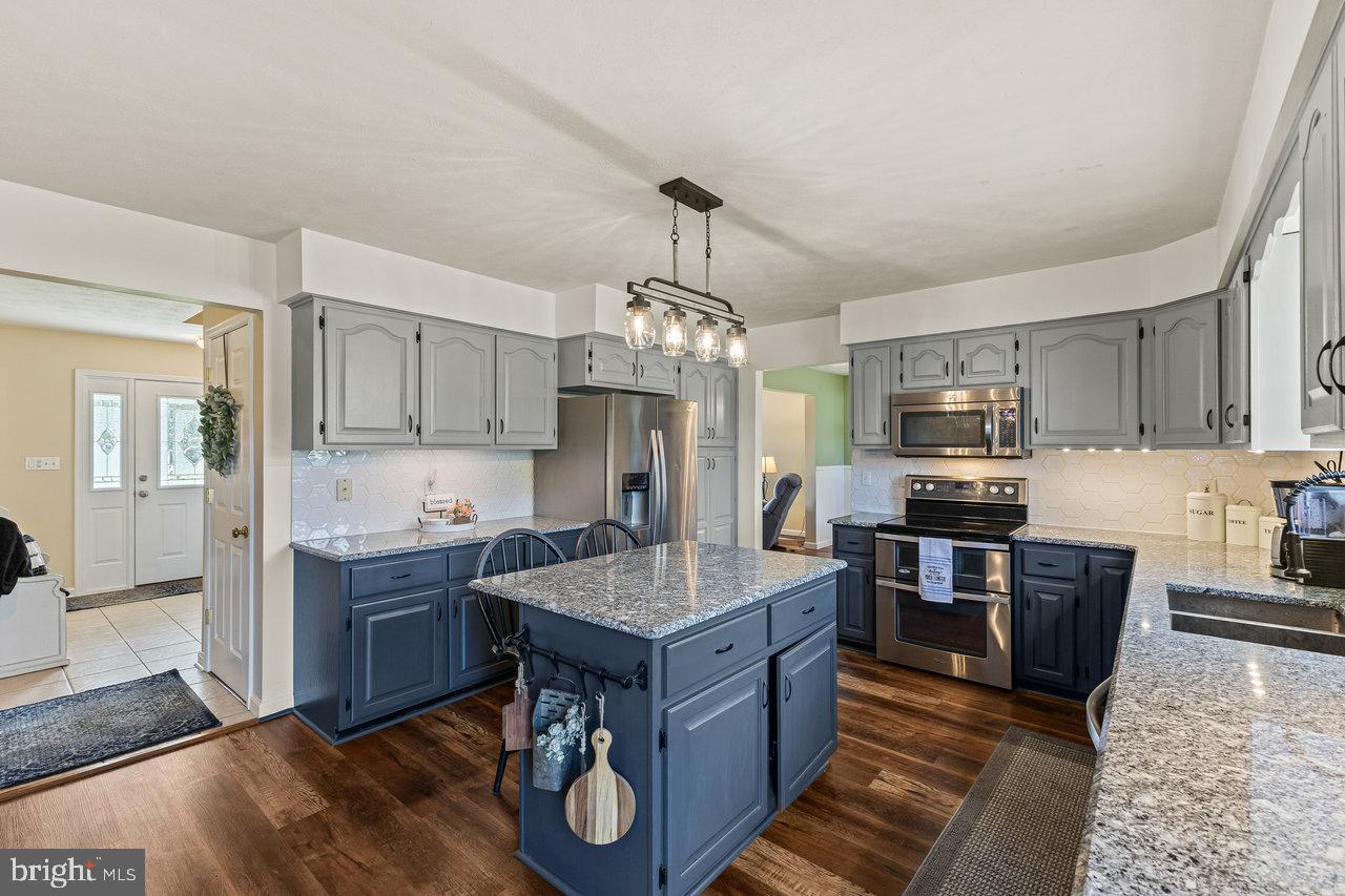 DEERFIELD ESTATES - Residential