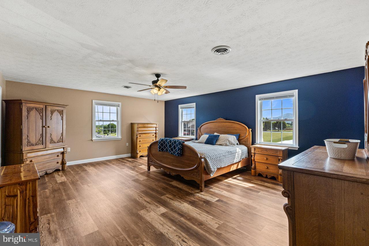 DEERFIELD ESTATES - Residential