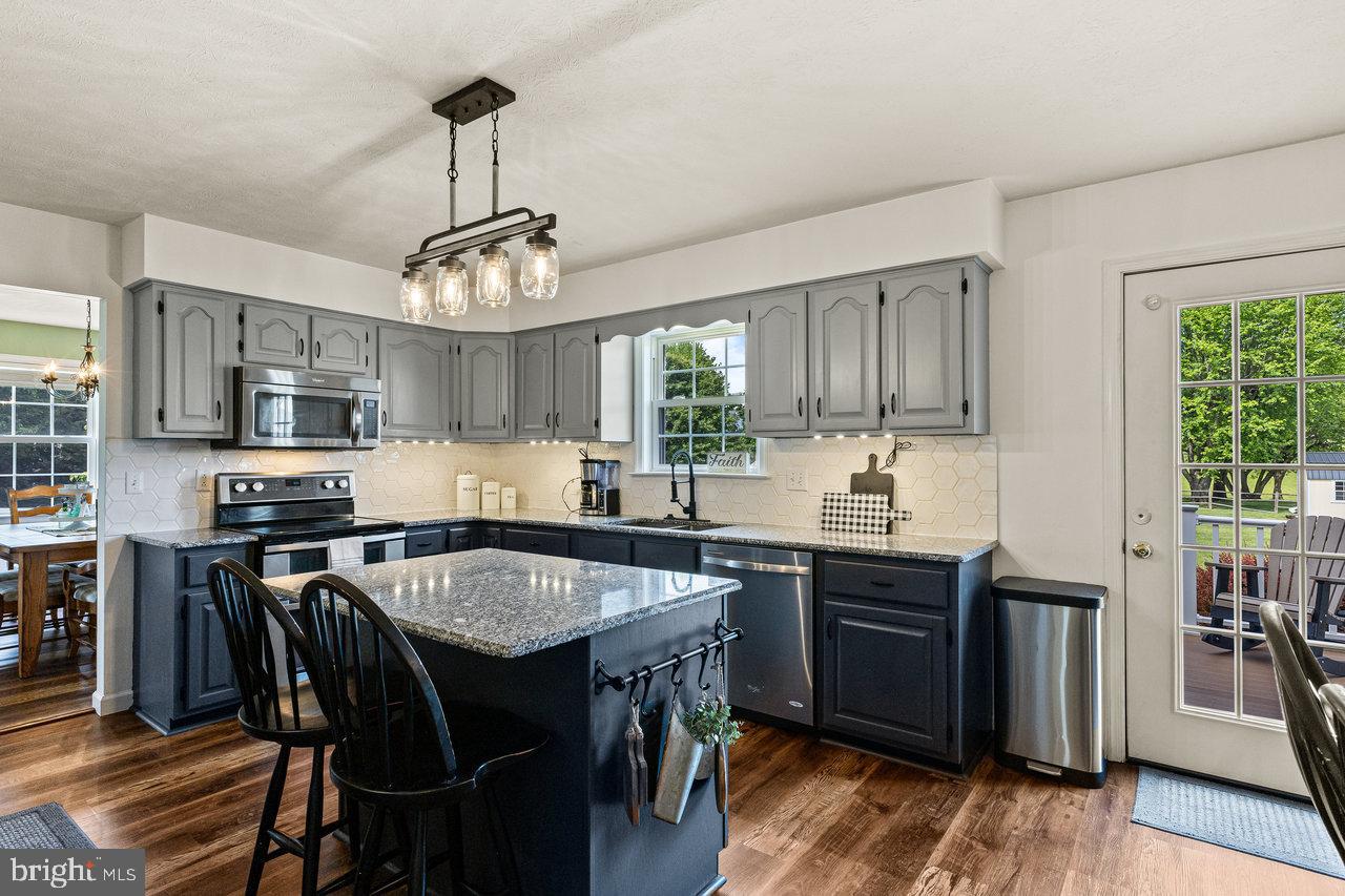 DEERFIELD ESTATES - Residential