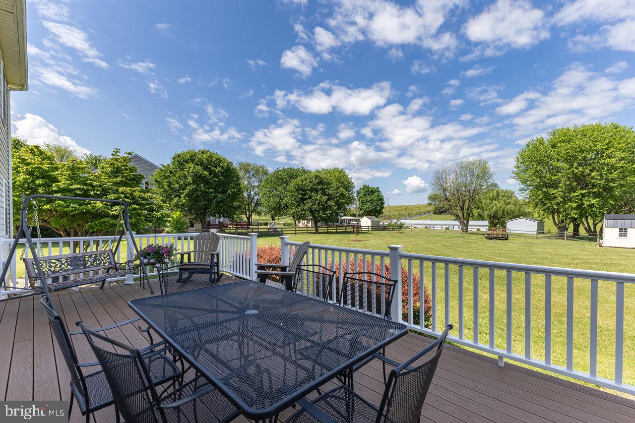 DEERFIELD ESTATES - Residential