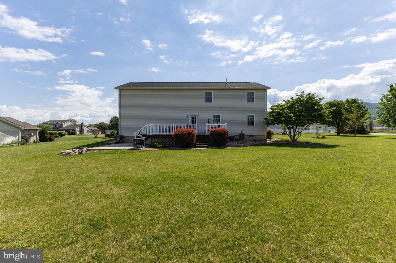 DEERFIELD ESTATES - Residential