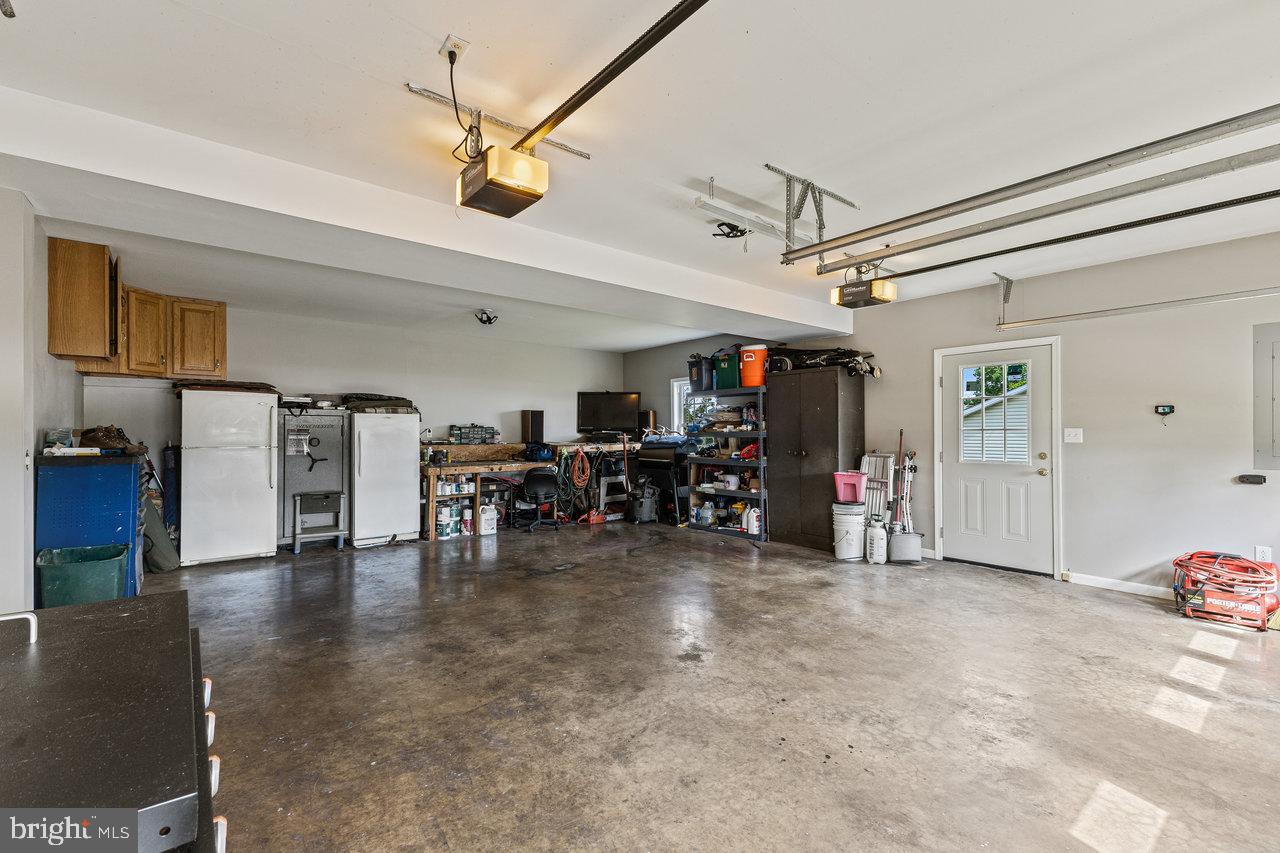 DEERFIELD ESTATES - Residential