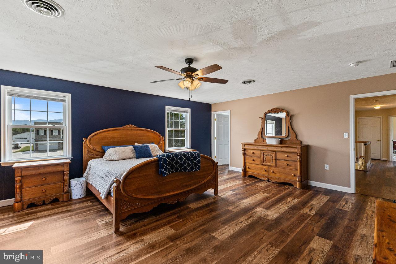 DEERFIELD ESTATES - Residential