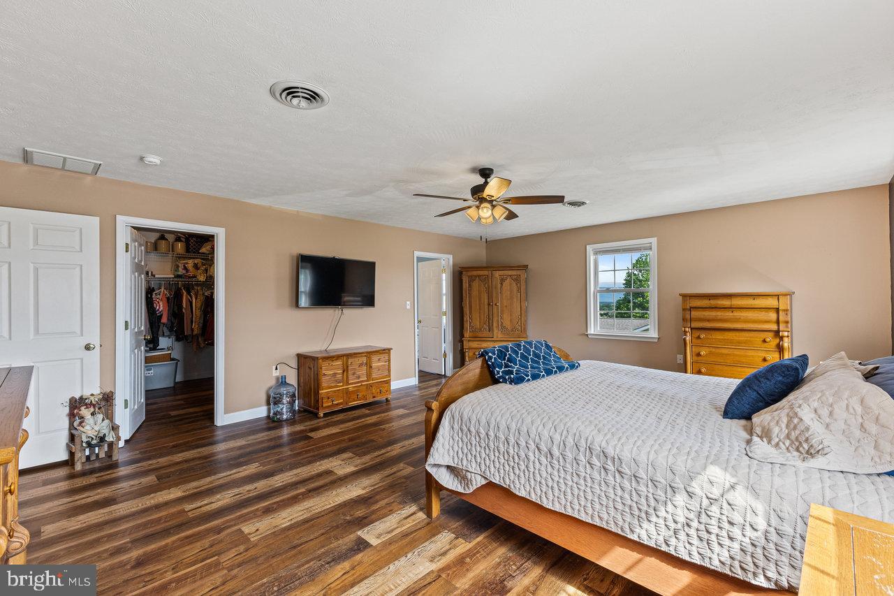 DEERFIELD ESTATES - Residential