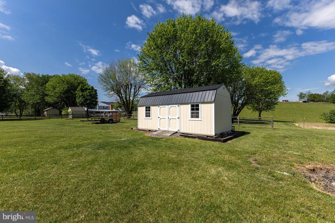 DEERFIELD ESTATES - Residential