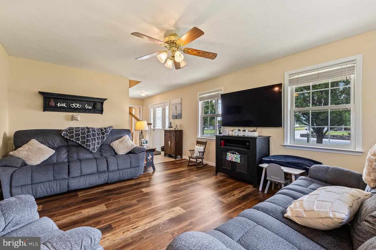 DEERFIELD ESTATES - Residential