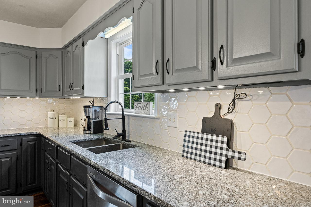 DEERFIELD ESTATES - Residential