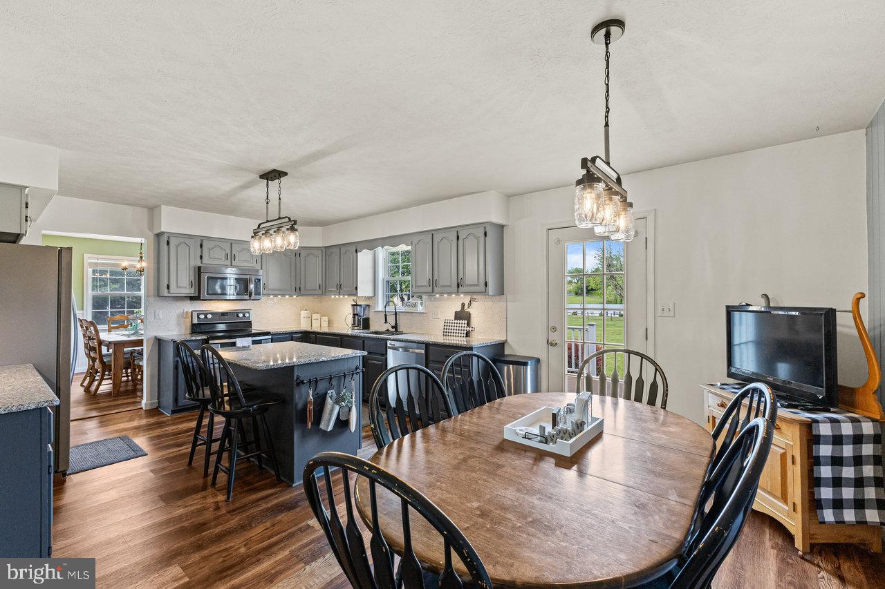 DEERFIELD ESTATES - Residential