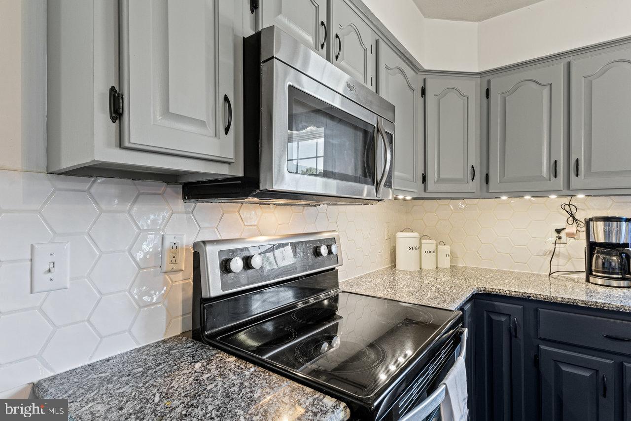 DEERFIELD ESTATES - Residential