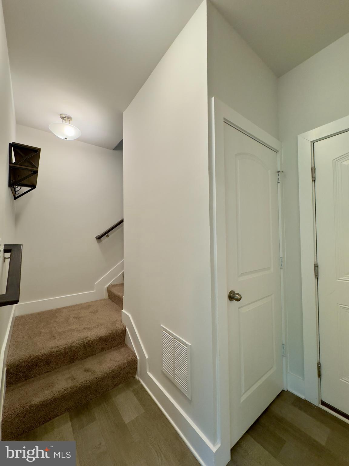 SNADER'S SUMMIT - Residential Lease