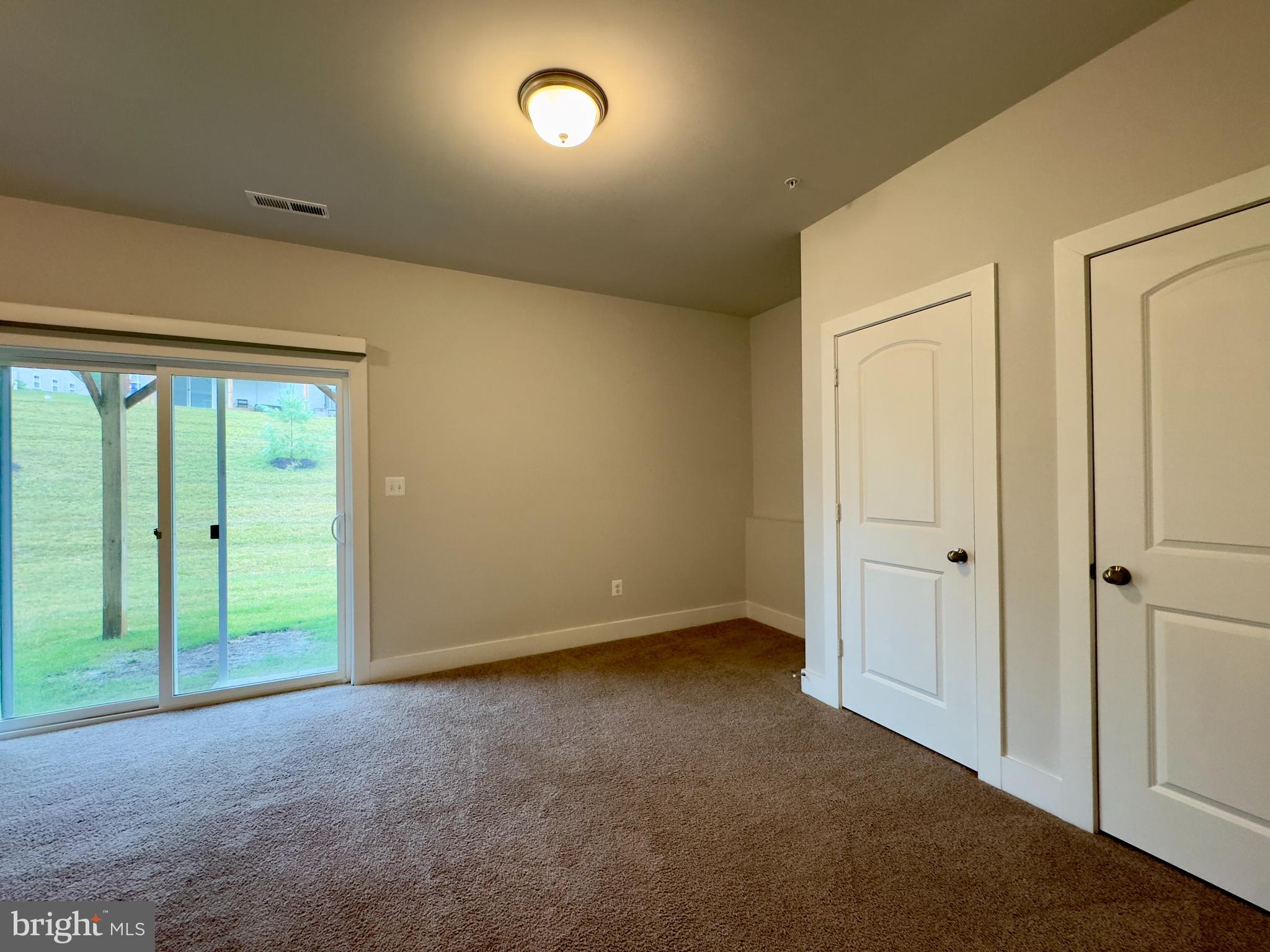 SNADER'S SUMMIT - Residential Lease