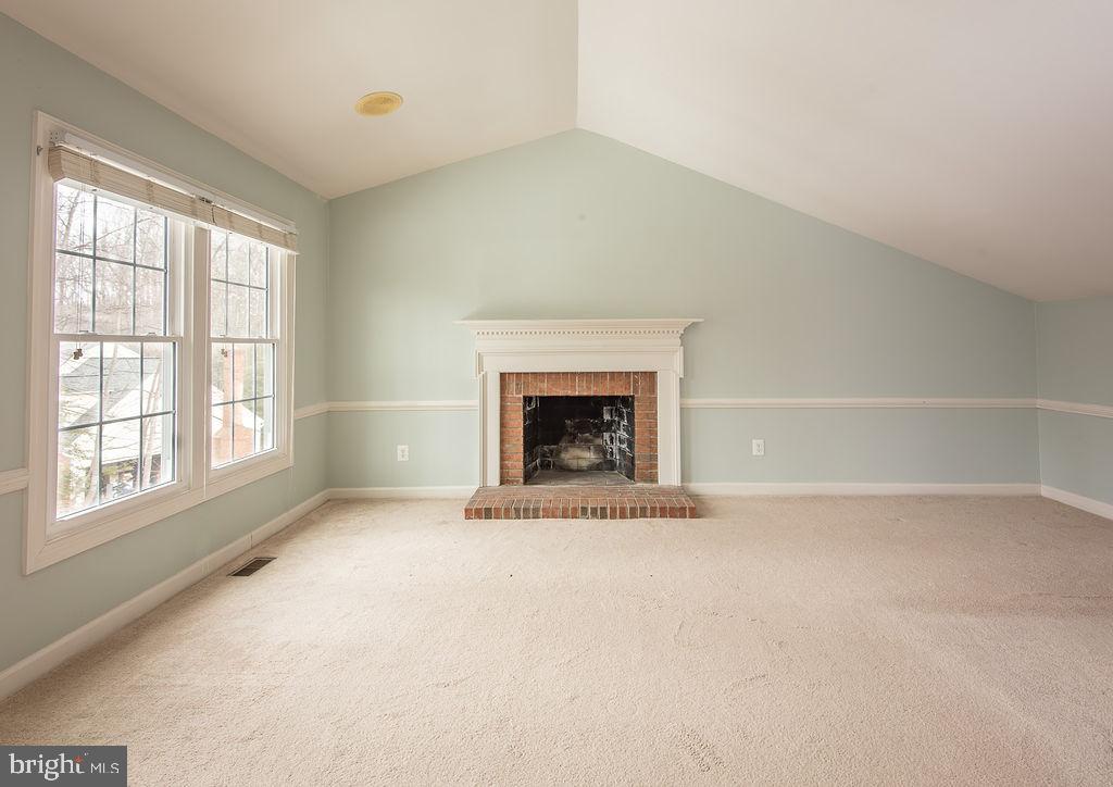 VALLEY VUE - Residential