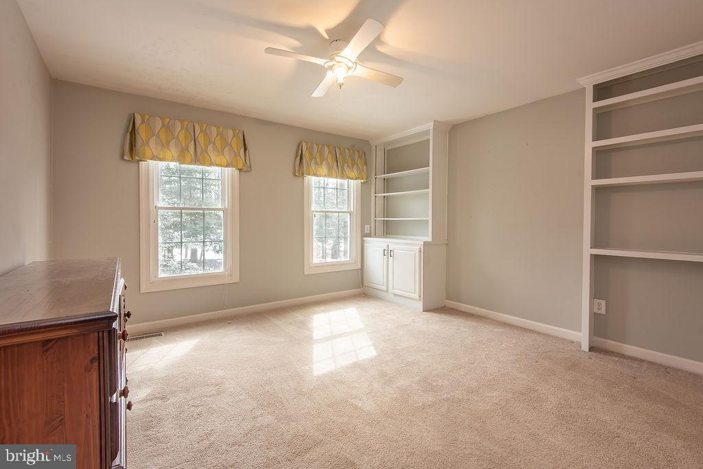 VALLEY VUE - Residential