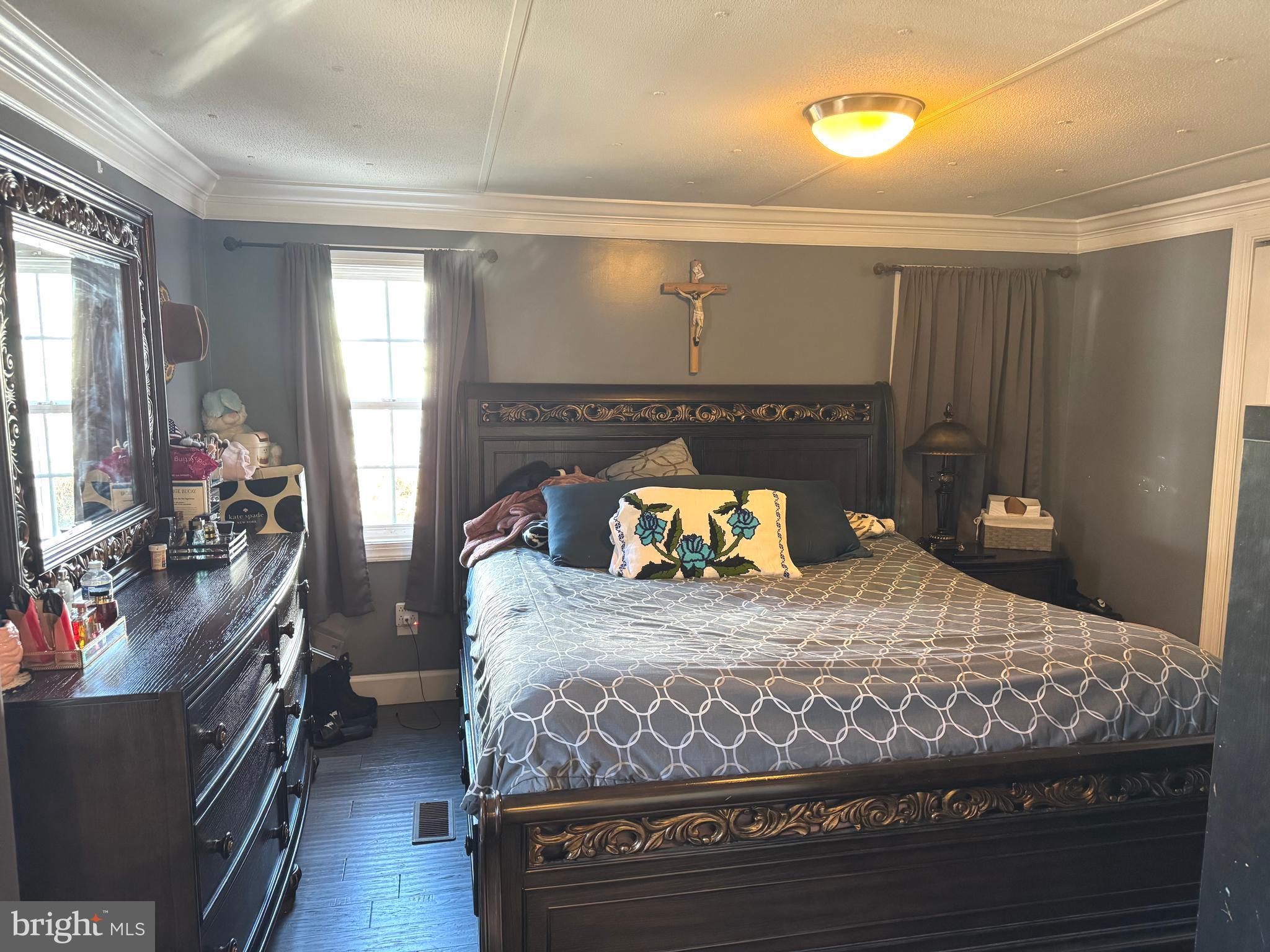 BELL AIR ESTATES - Residential