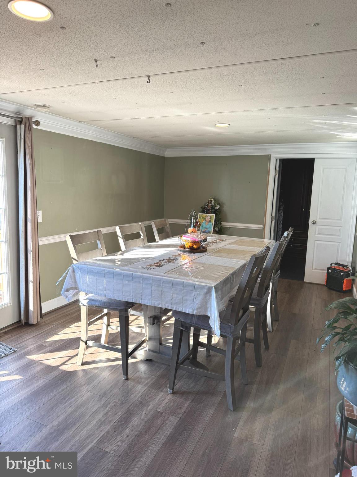 BELL AIR ESTATES - Residential