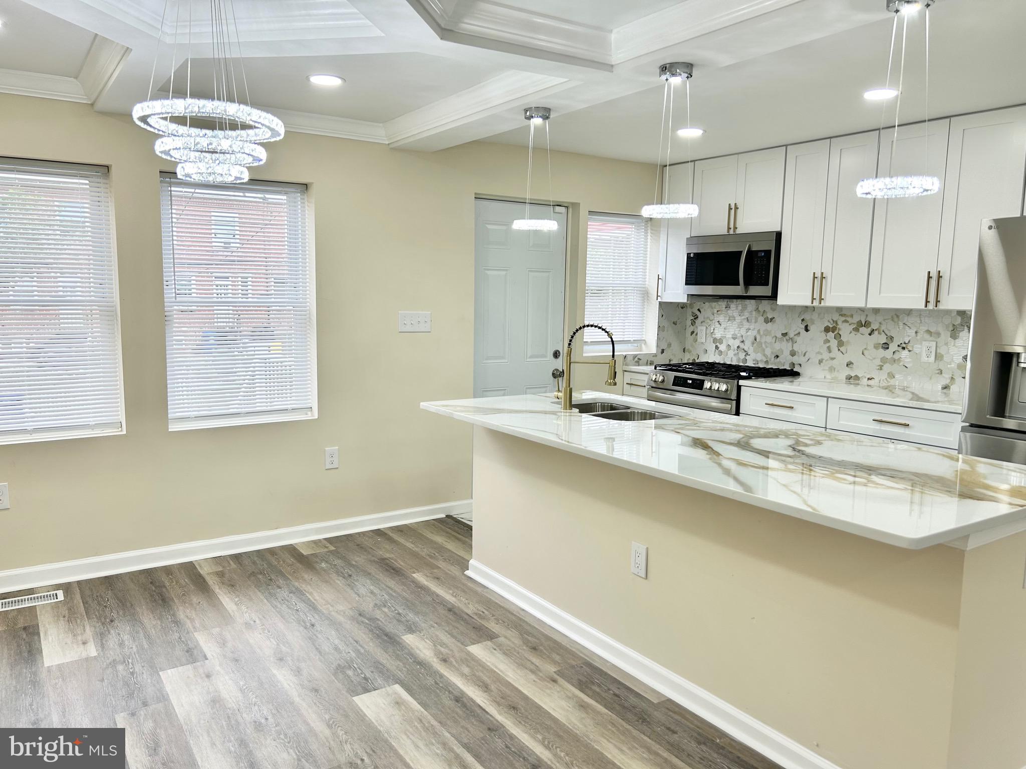 BELAIR-EDISON - Residential