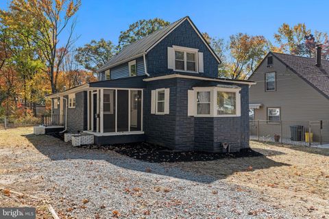 104 BELL AVENUE BARRINGTON NJ 08007