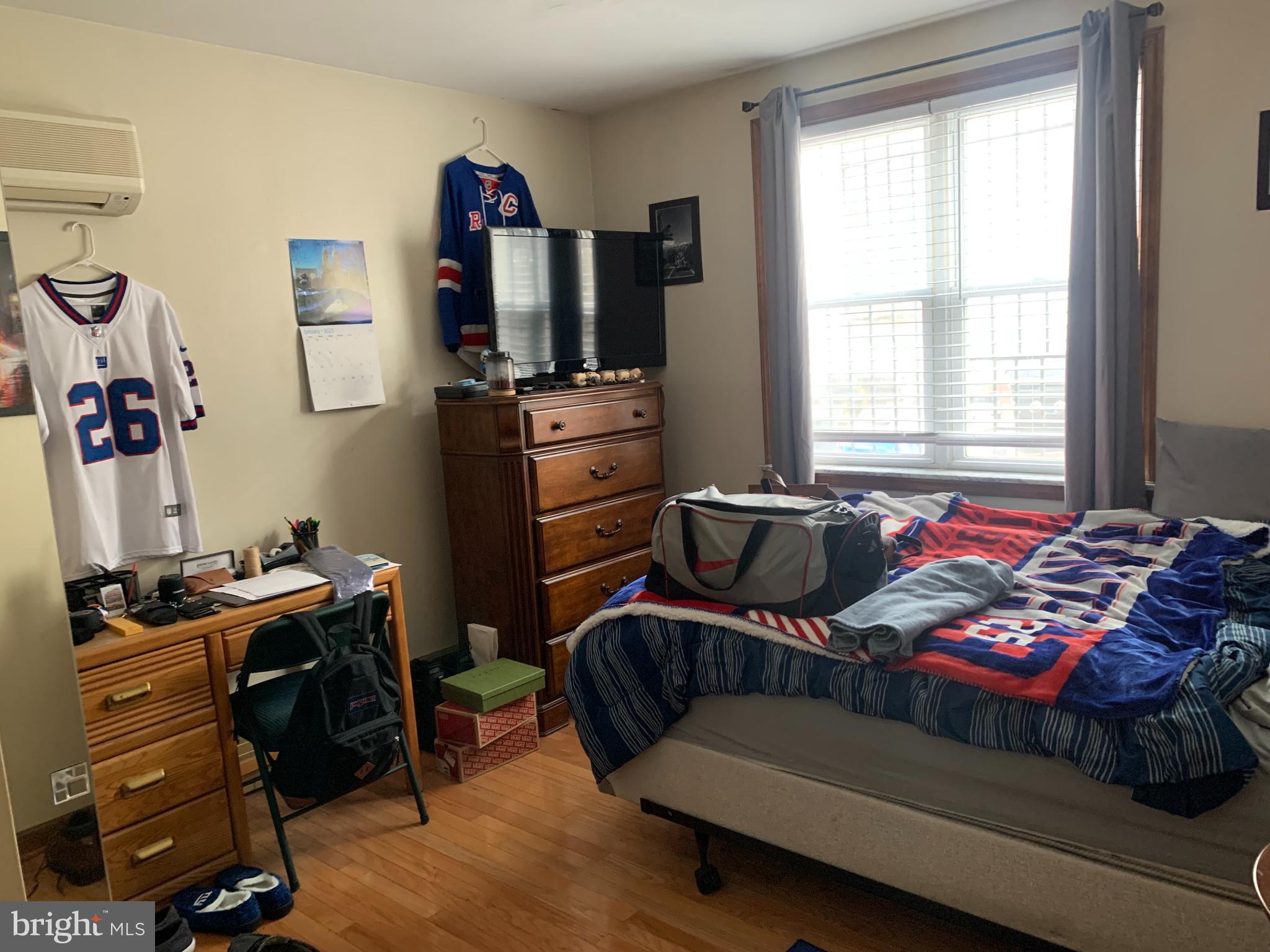 ART MUSEUM AREA - Residential Lease