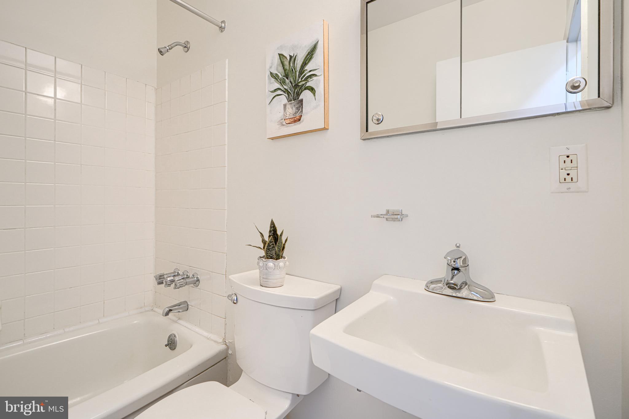 BOLTON HILL HISTORIC DISTRICT - Residential