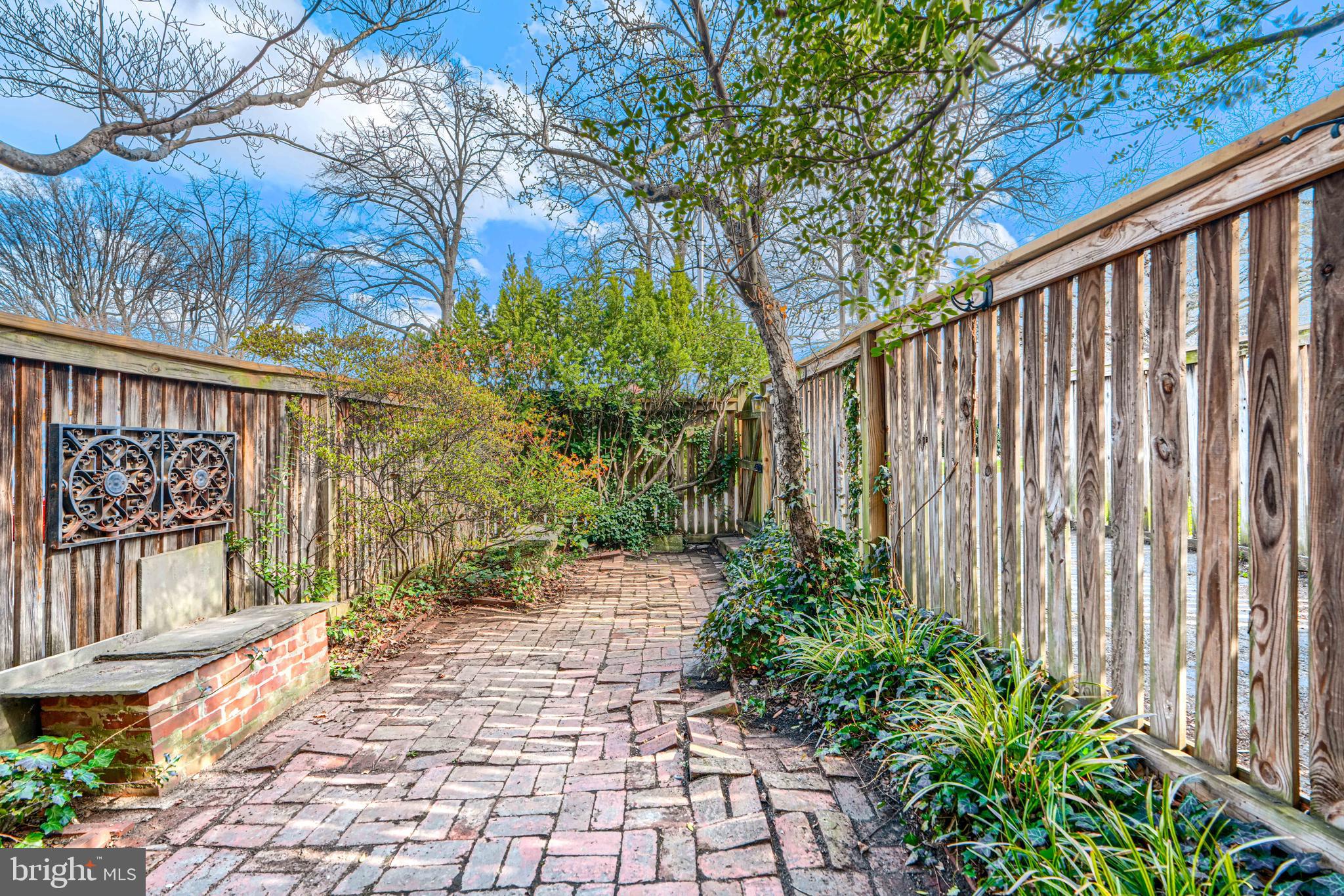 BOLTON HILL HISTORIC DISTRICT - Residential